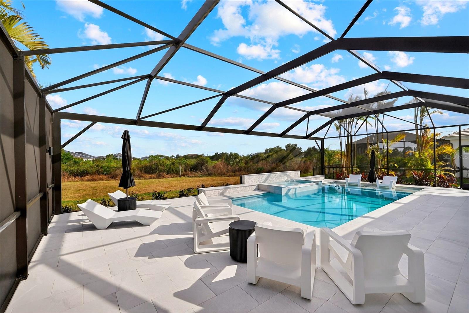 Listing photo id 55 for 11615 Gleaming Terrace