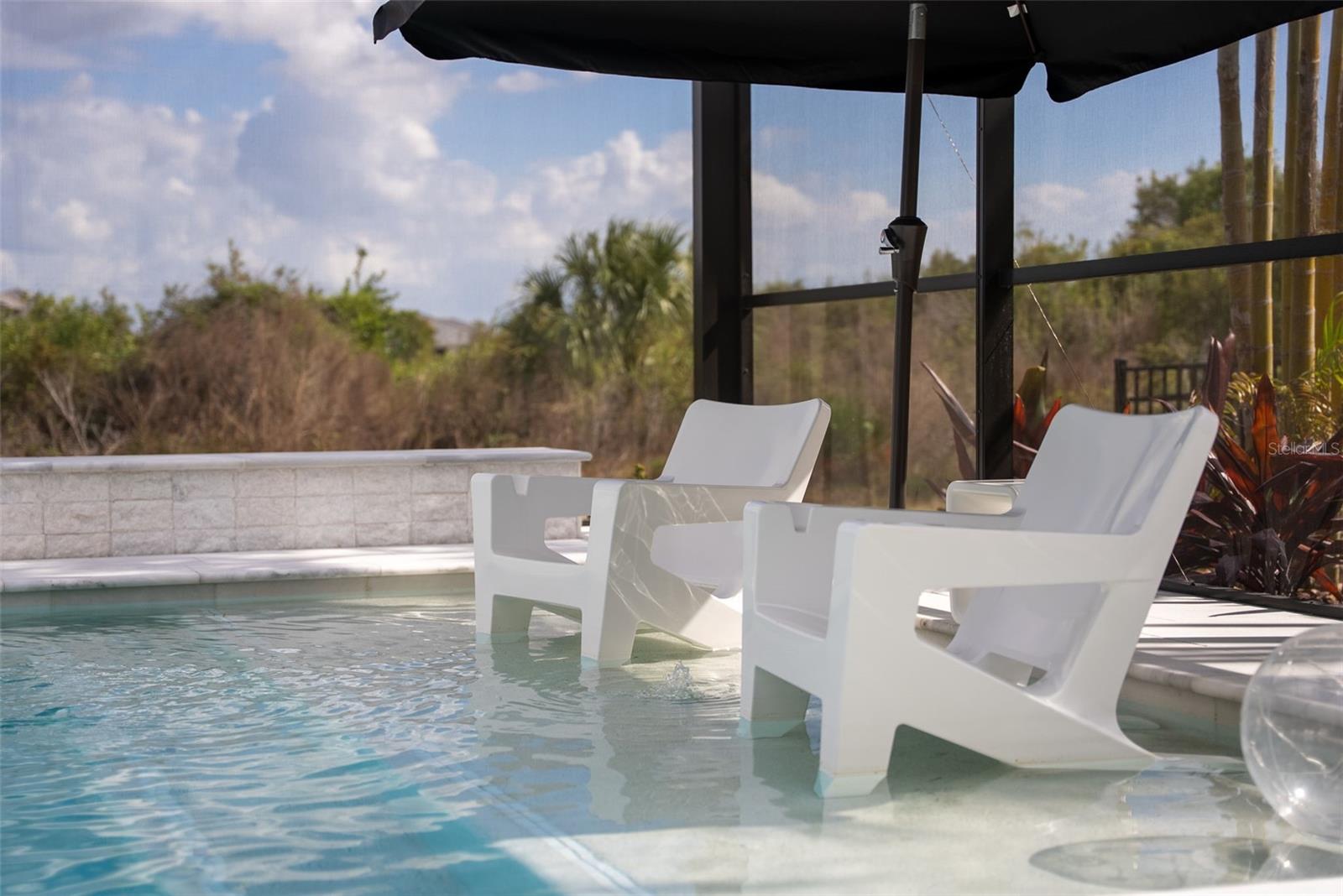 Listing photo id 59 for 11615 Gleaming Terrace