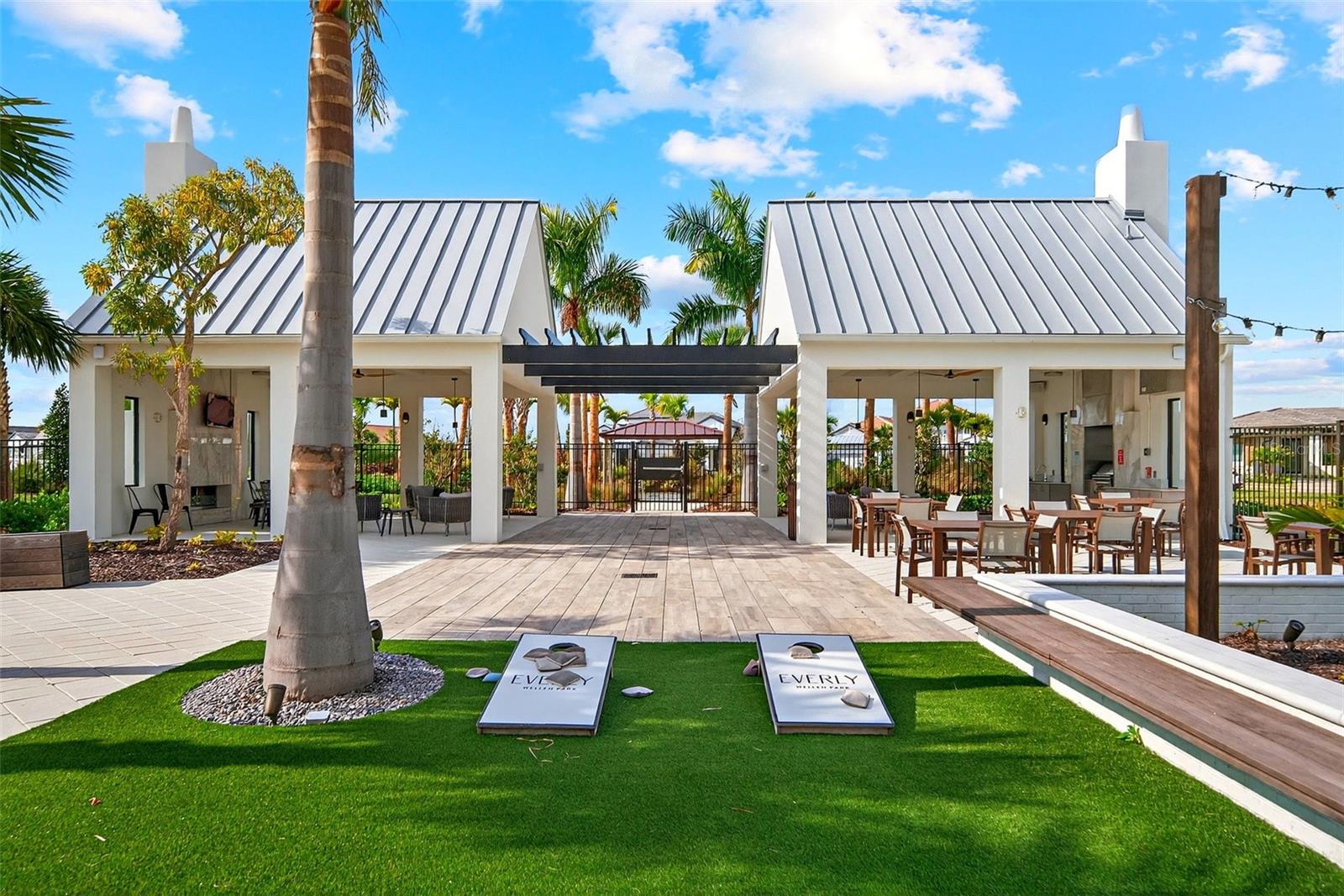 Listing photo id 70 for 11615 Gleaming Terrace