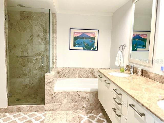 Image 9 of 18 For 1350 Main Street 909