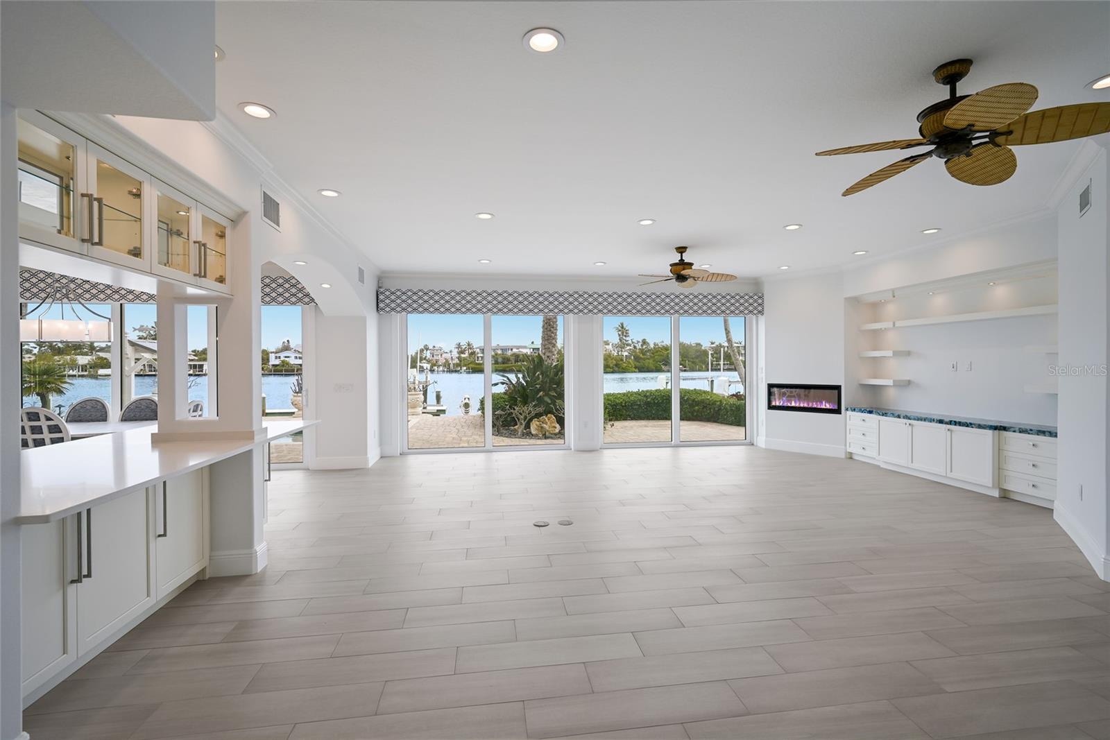 Image 15 of 61 For 8321 Marina Drive