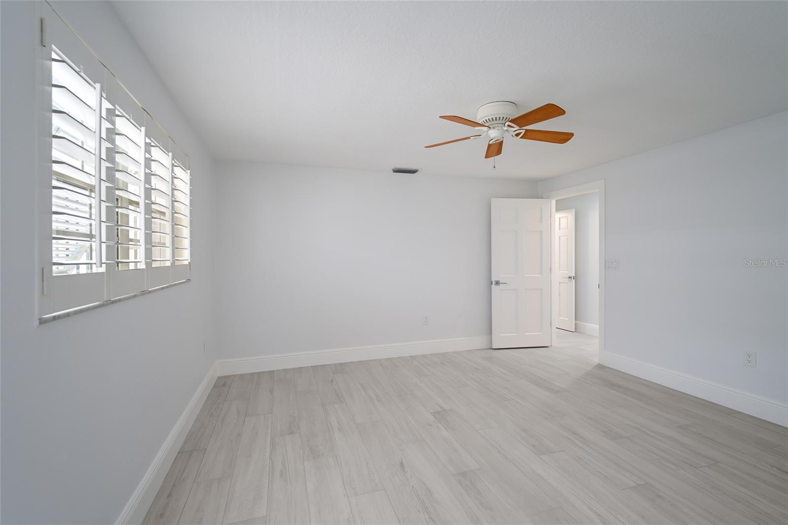 Image 39 of 61 For 8321 Marina Drive