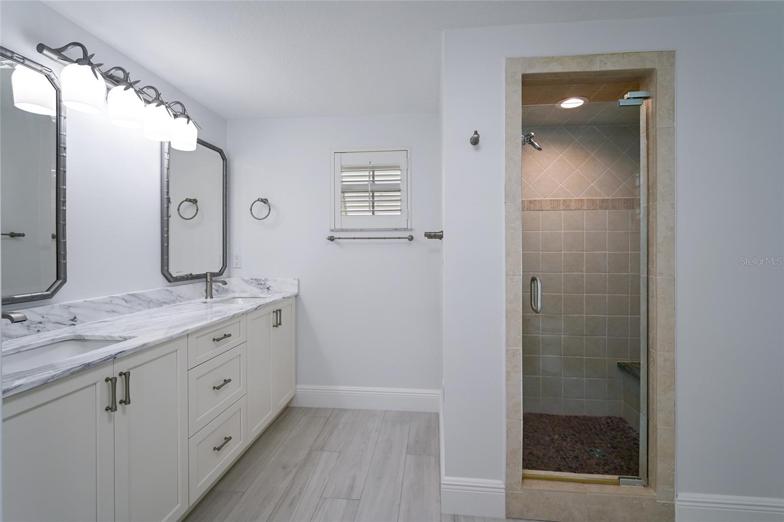 Image 40 of 61 For 8321 Marina Drive