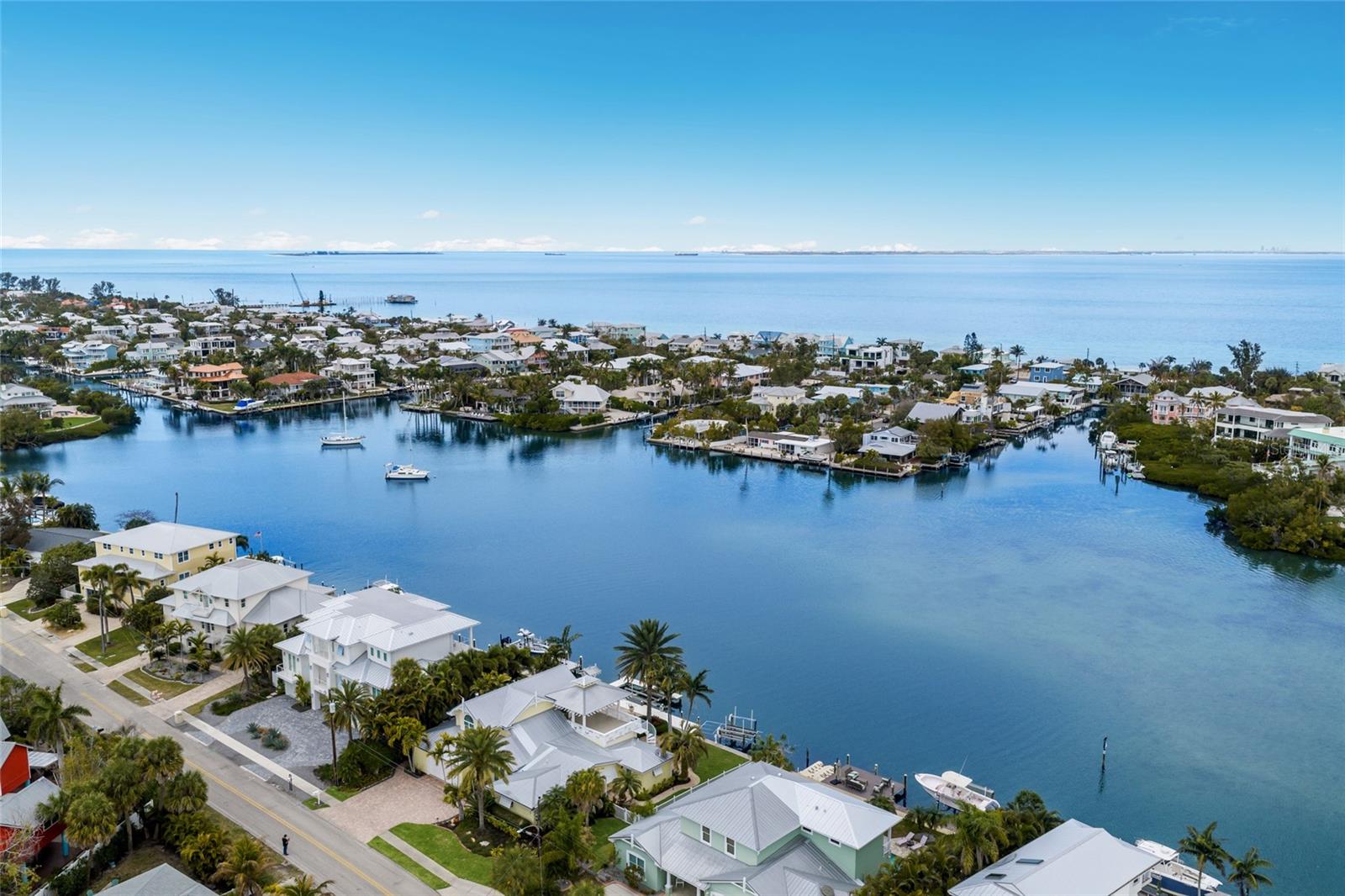 Image 9 of 61 For 8321 Marina Drive