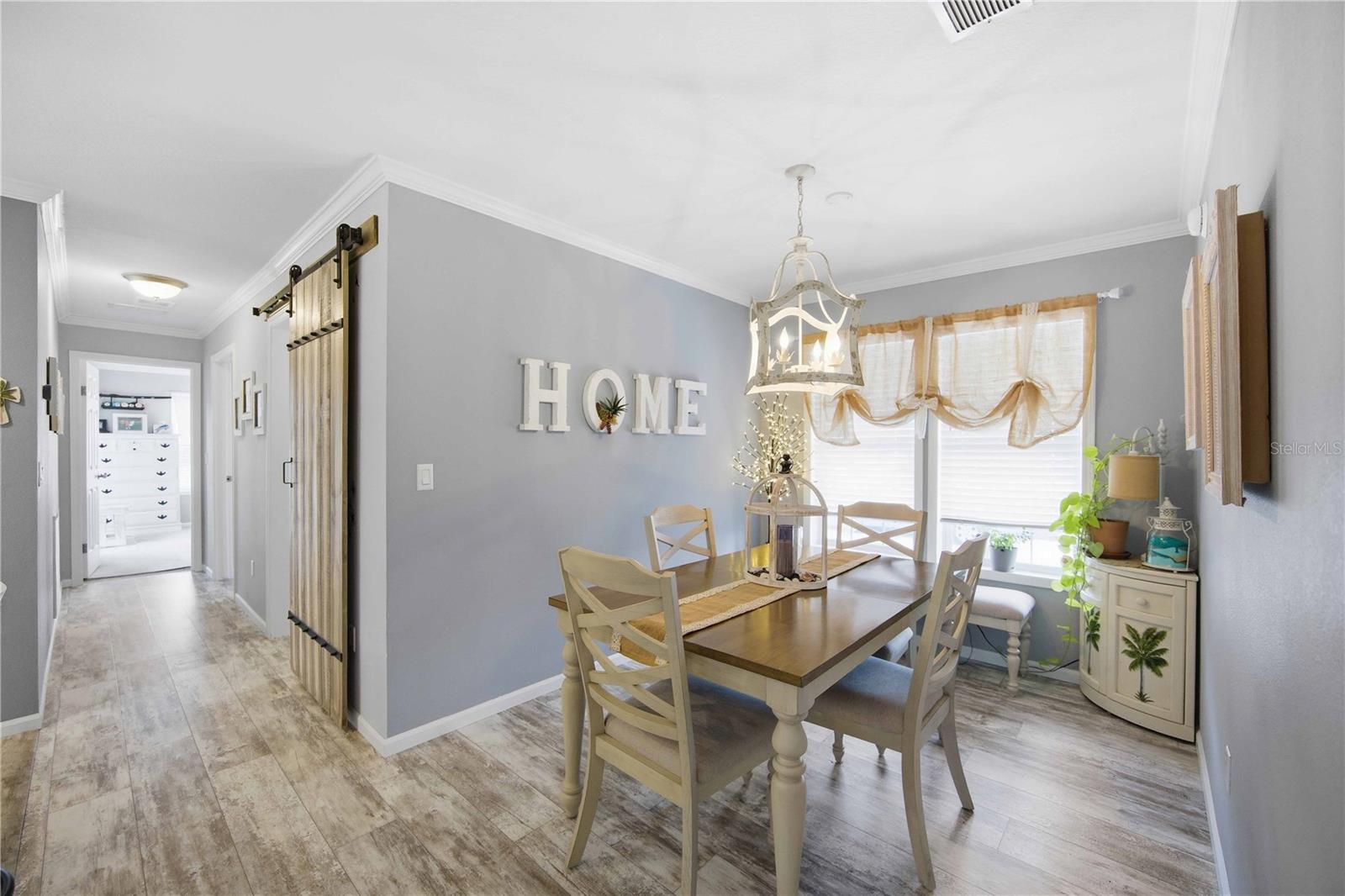 Image 10 of 40 For 171 Crown Point Drive