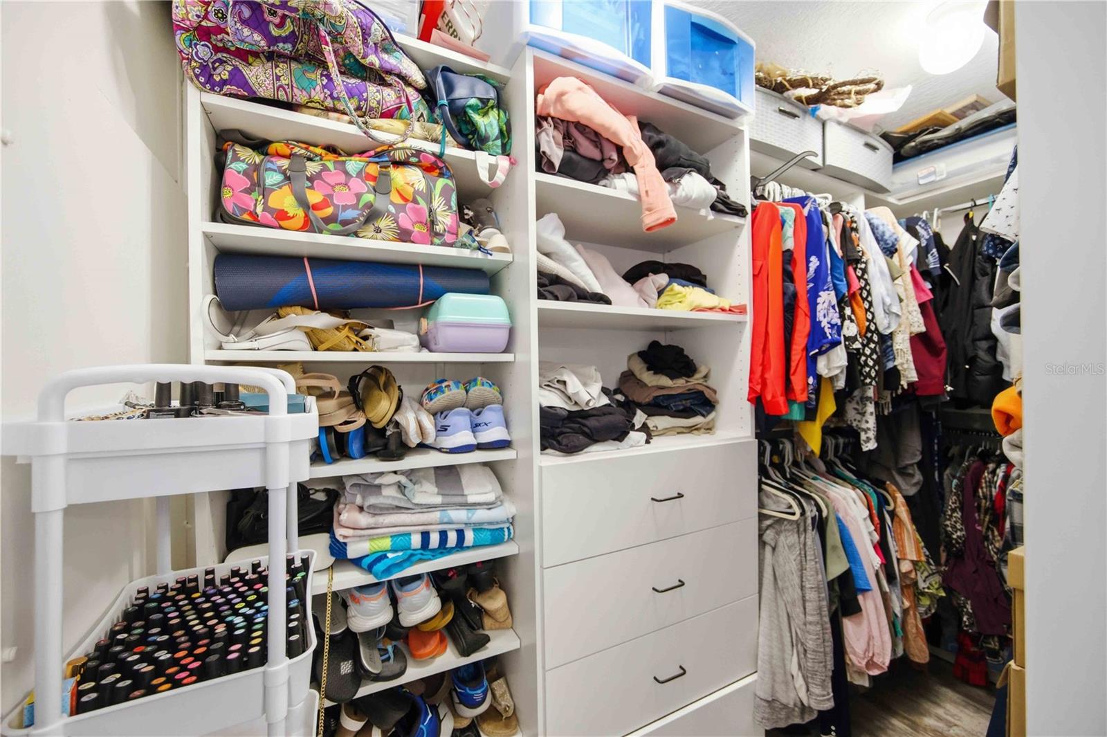 Image 25 of 40 For 171 Crown Point Drive