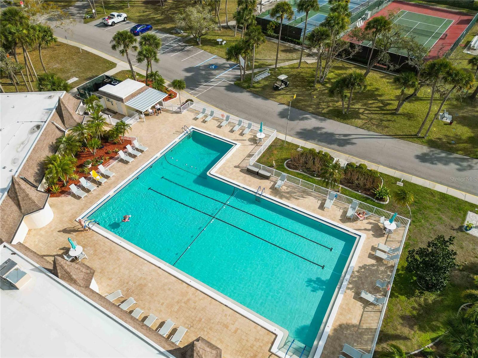 Image 38 of 40 For 171 Crown Point Drive