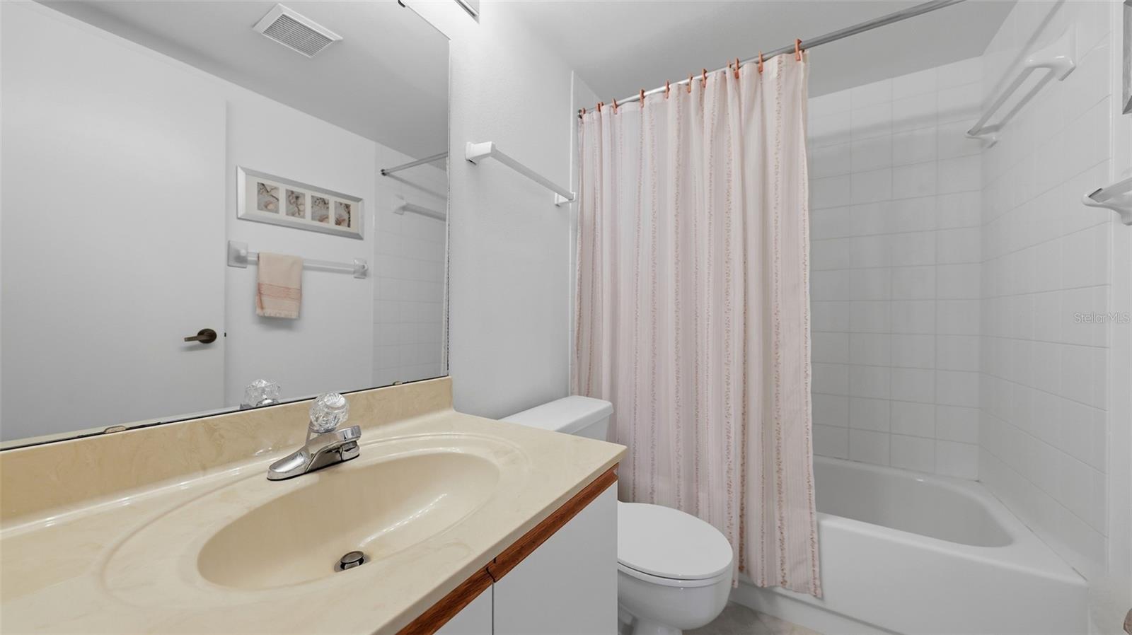 Image 15 of 27 For 4278 Madeira Court 3327