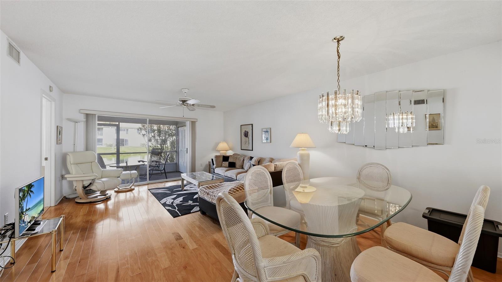 Image 4 of 27 For 4278 Madeira Court 3327