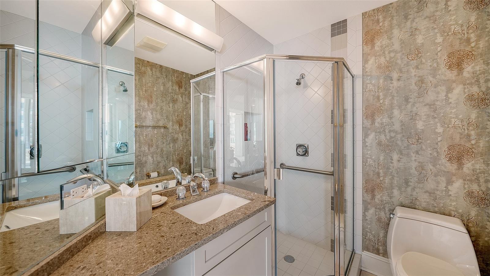 Image 18 of 67 For 3060 Grand Bay Boulevard 155