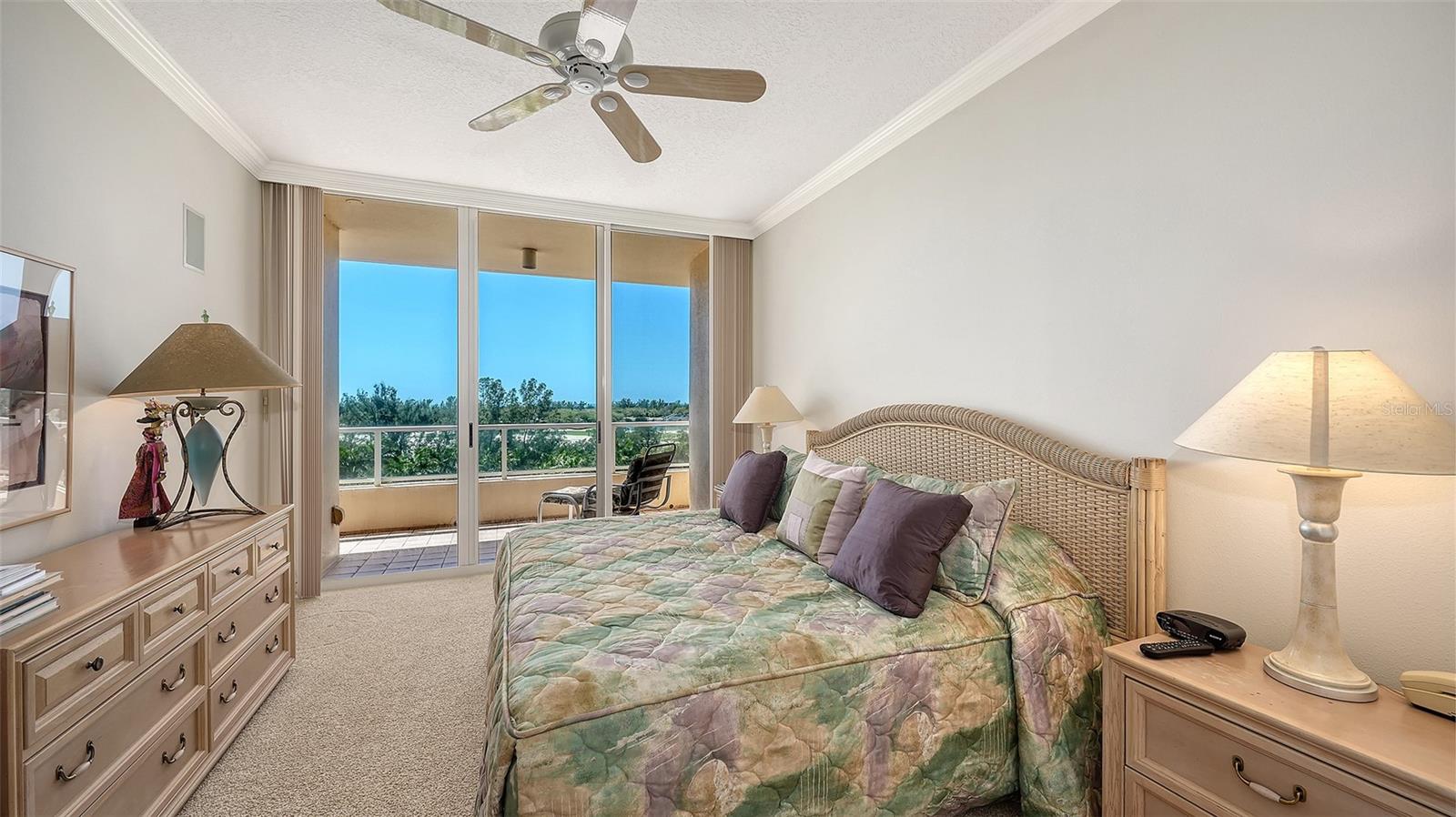 Image 24 of 67 For 3060 Grand Bay Boulevard 155