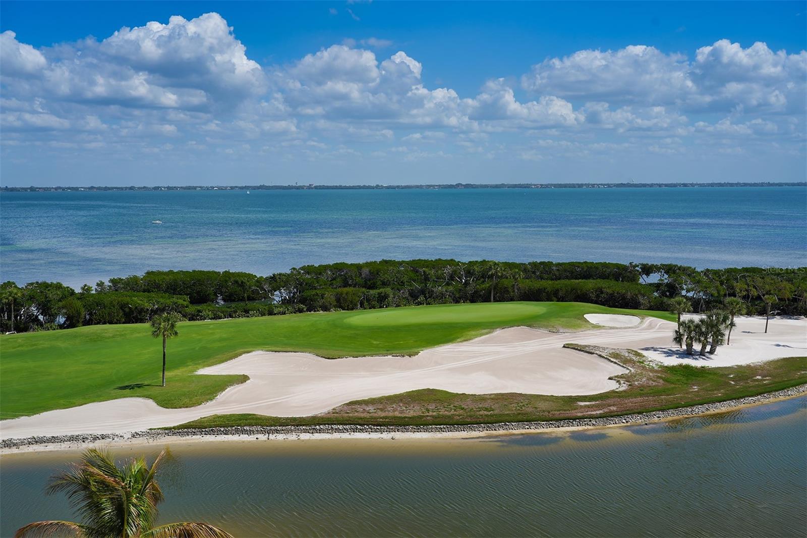 Image 36 of 67 For 3060 Grand Bay Boulevard 155