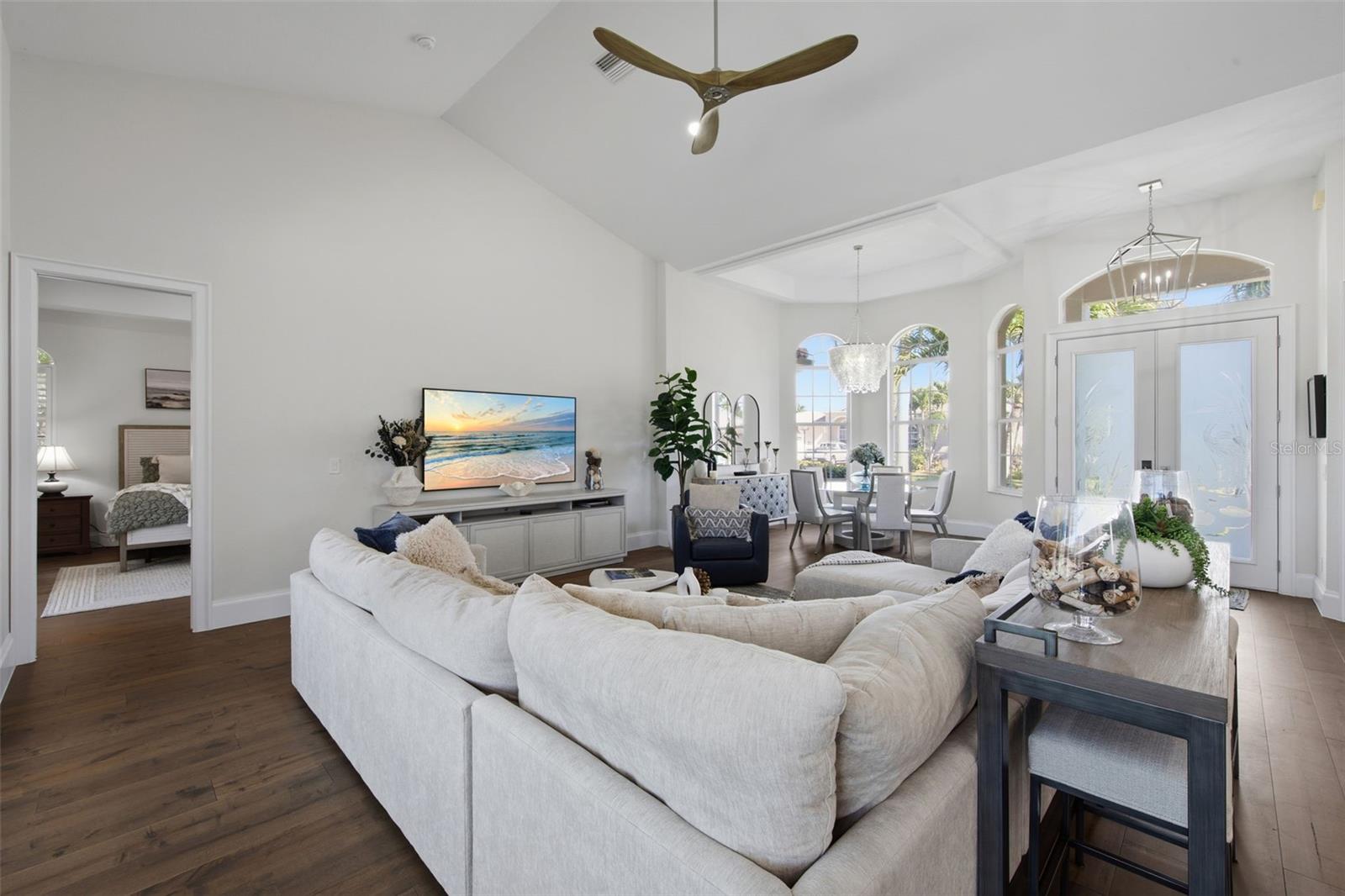 Image 11 of 67 For 15541 Catalpa Cove Drive