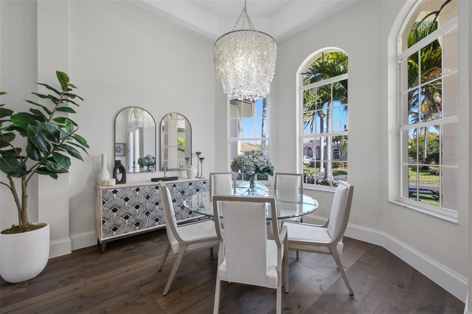 Image 16 of 67 For 15541 Catalpa Cove Drive