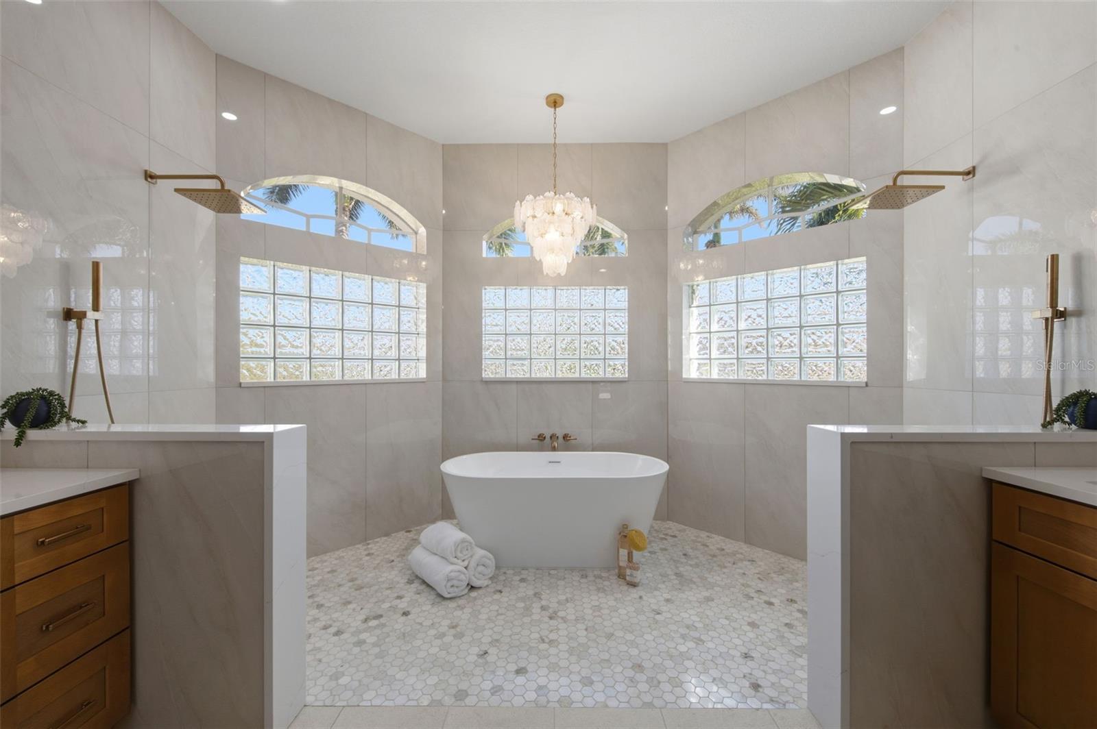 Image 32 of 67 For 15541 Catalpa Cove Drive