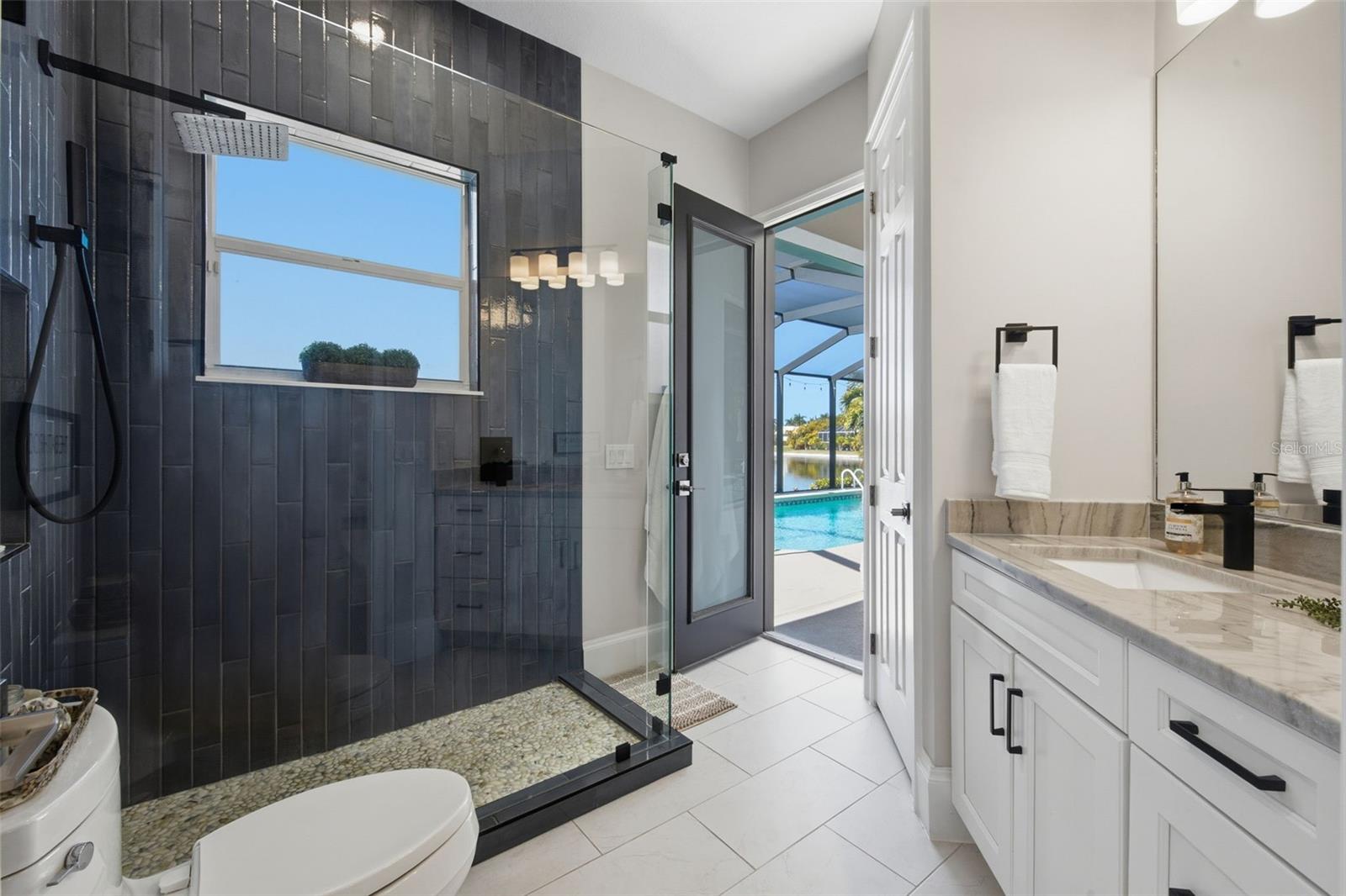 Image 36 of 67 For 15541 Catalpa Cove Drive