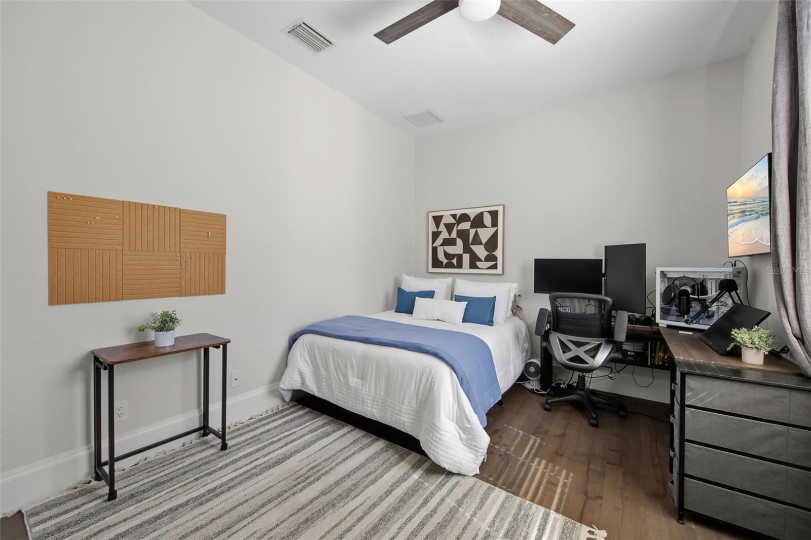 Image 38 of 67 For 15541 Catalpa Cove Drive