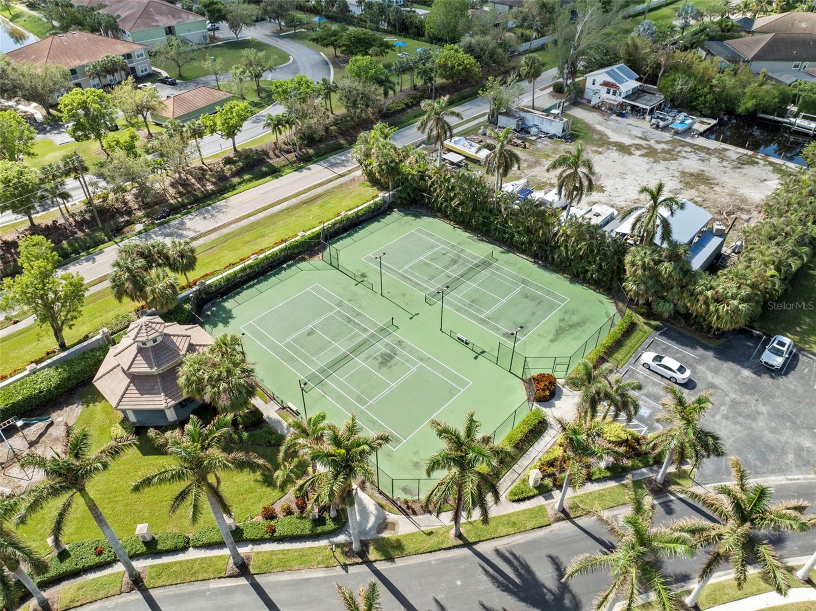 Image 64 of 67 For 15541 Catalpa Cove Drive