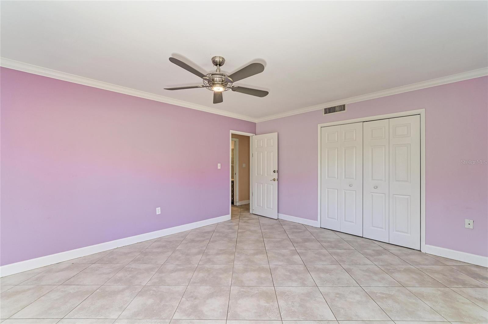 Image 36 of 73 For 5310 Tuttle Avenue