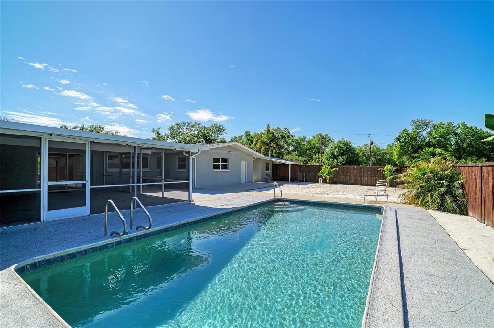 Image 53 of 73 For 5310 Tuttle Avenue