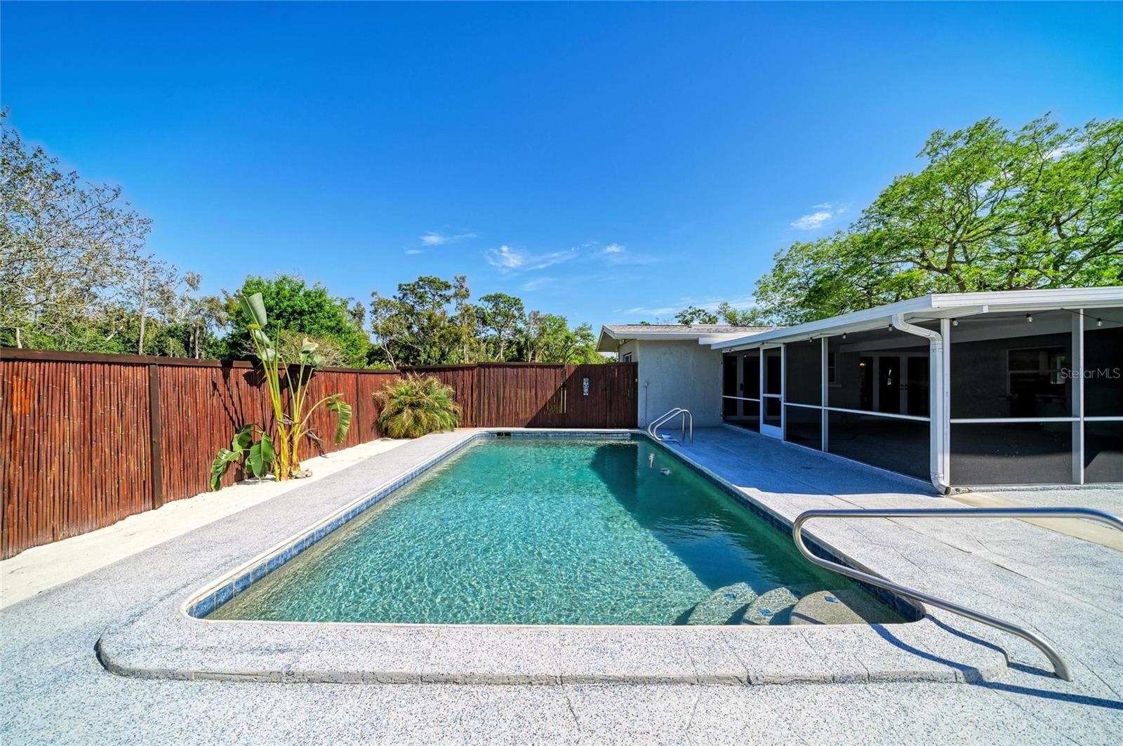 Image 54 of 73 For 5310 Tuttle Avenue