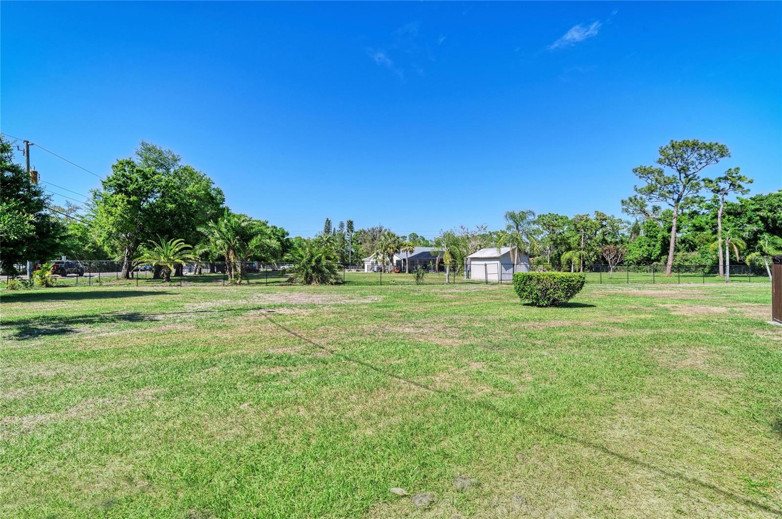 Image 57 of 73 For 5310 Tuttle Avenue