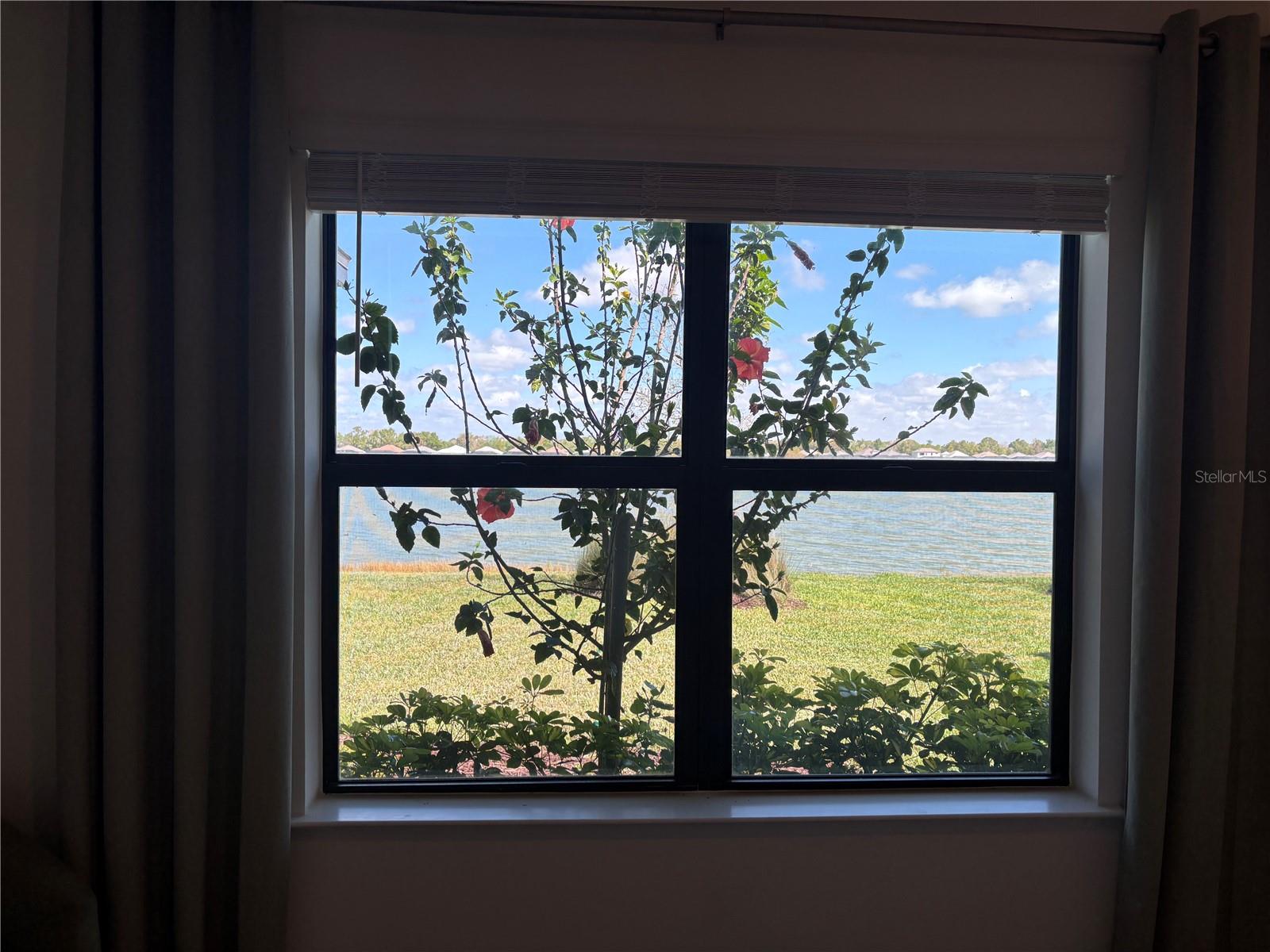 Image 19 of 37 For 6516 Silverstar Drive