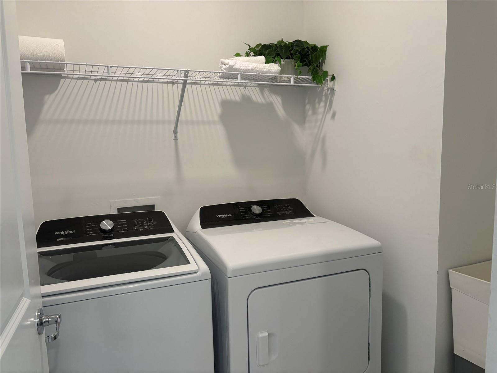 Image 24 of 37 For 6516 Silverstar Drive