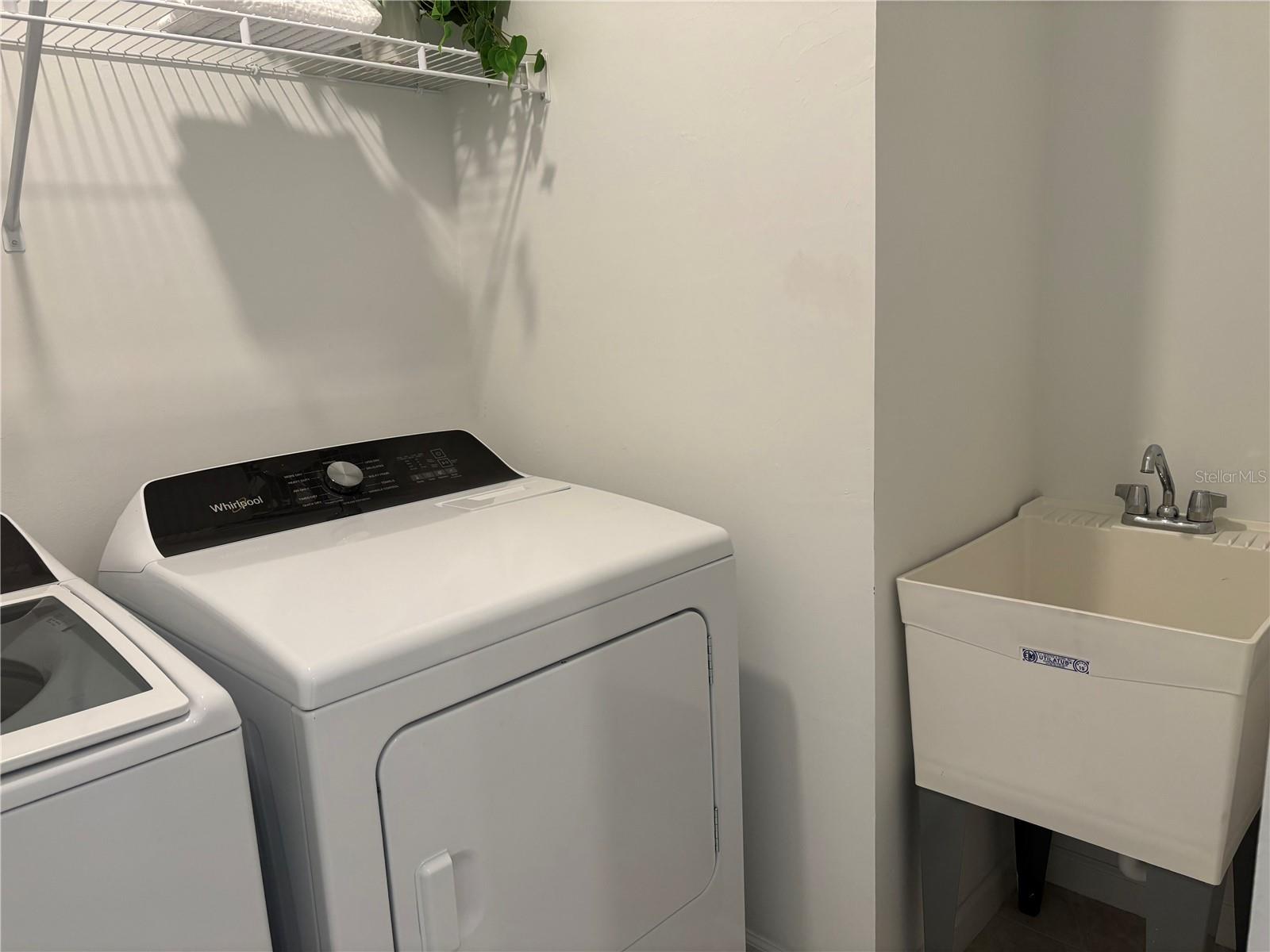 Image 25 of 37 For 6516 Silverstar Drive