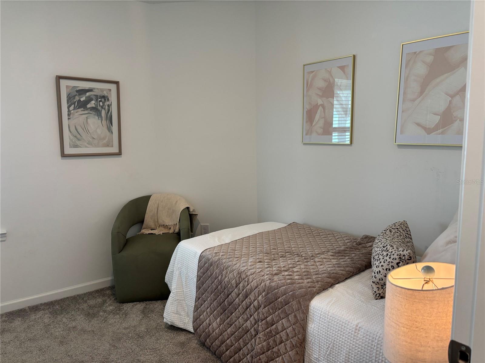 Image 26 of 37 For 6516 Silverstar Drive