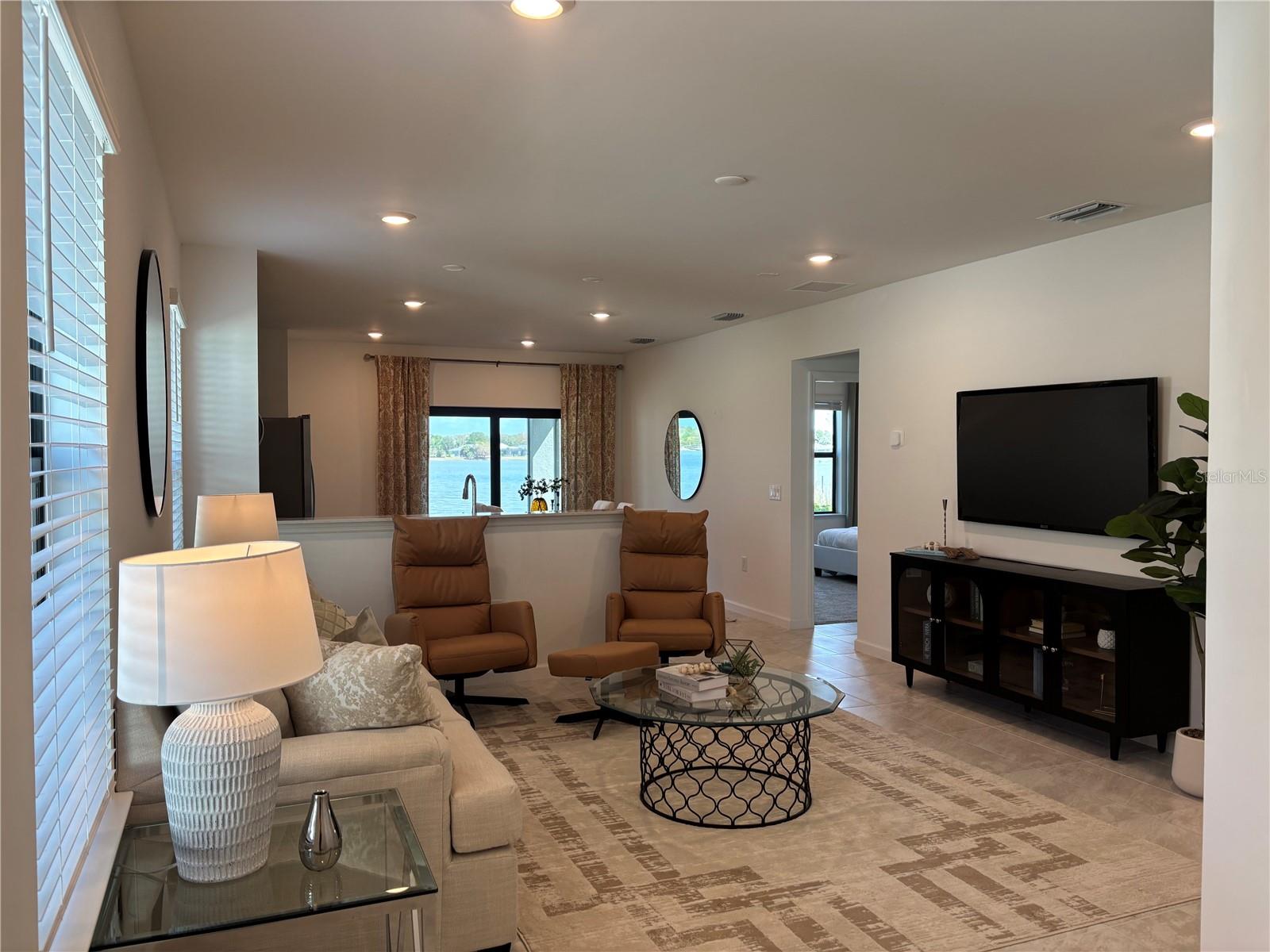 Image 6 of 37 For 6516 Silverstar Drive