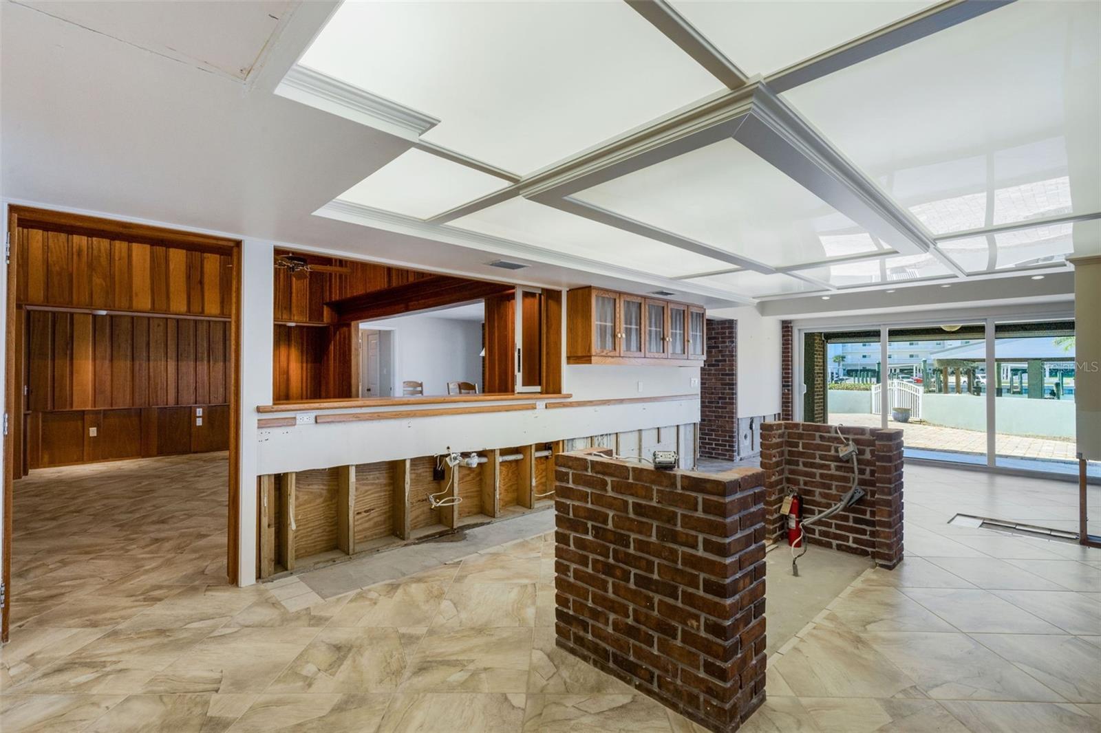 Image 16 of 56 For 700 El Dorado Drive