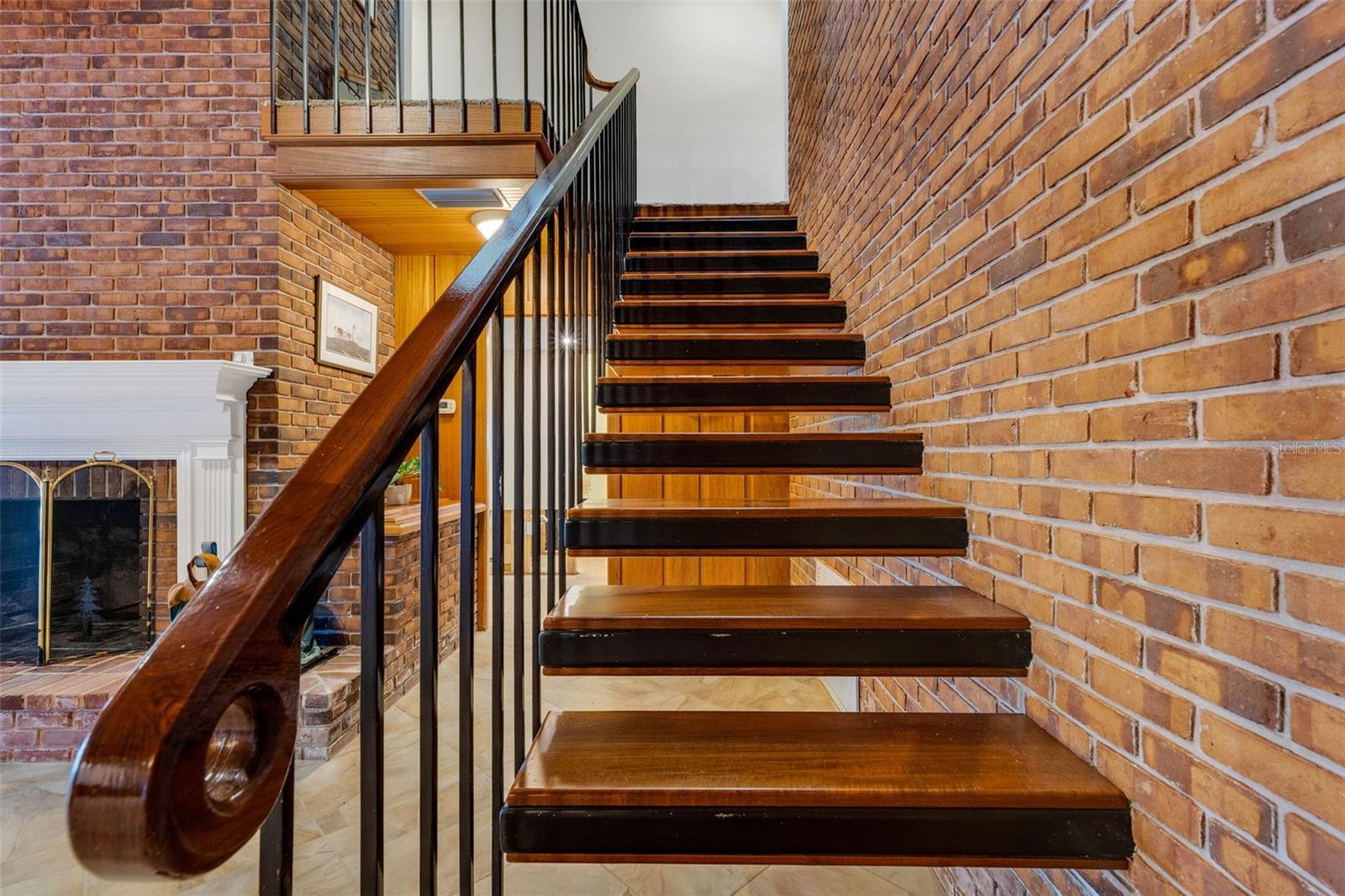 Image 20 of 56 For 700 El Dorado Drive