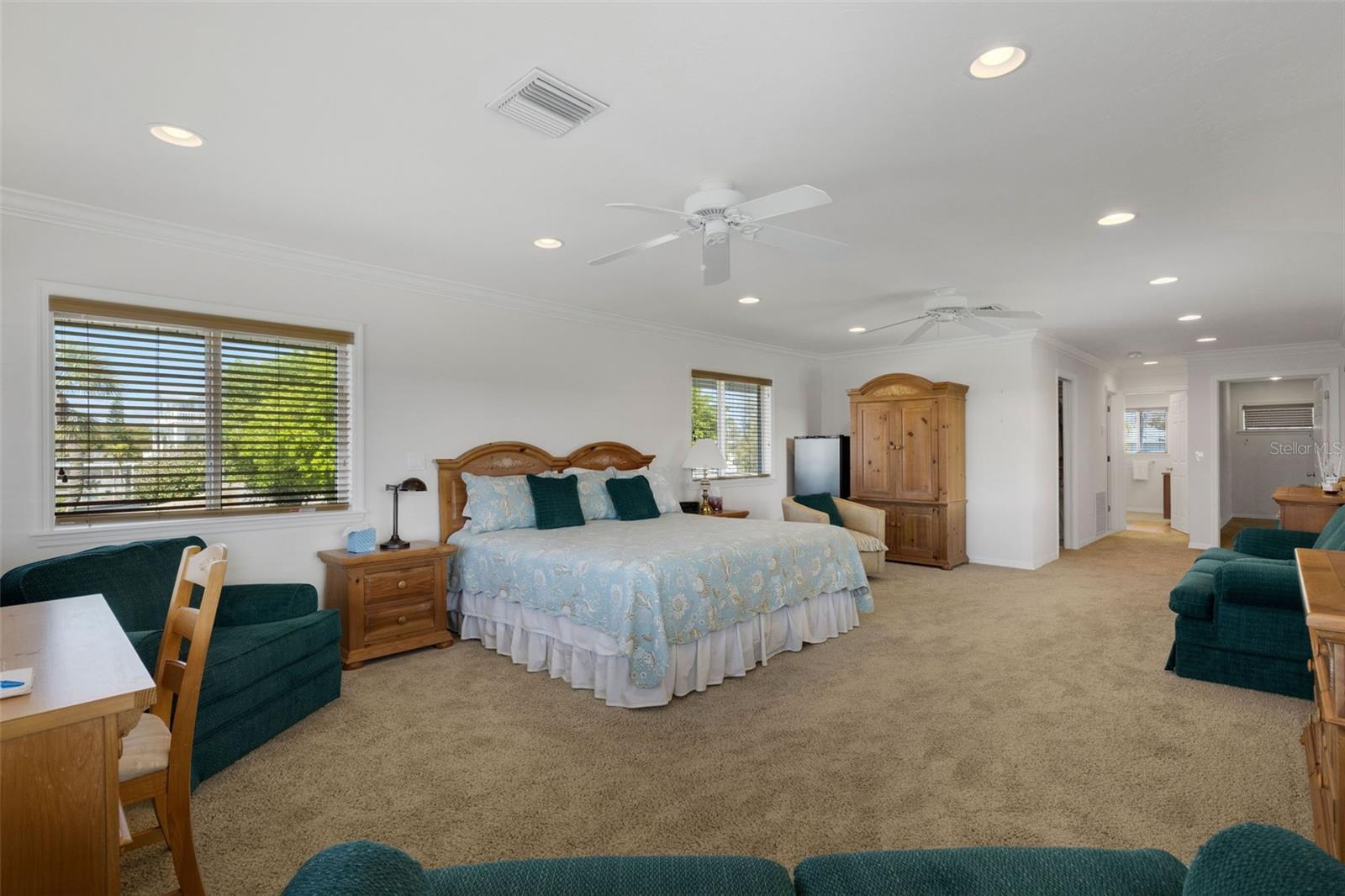 Image 23 of 56 For 700 El Dorado Drive