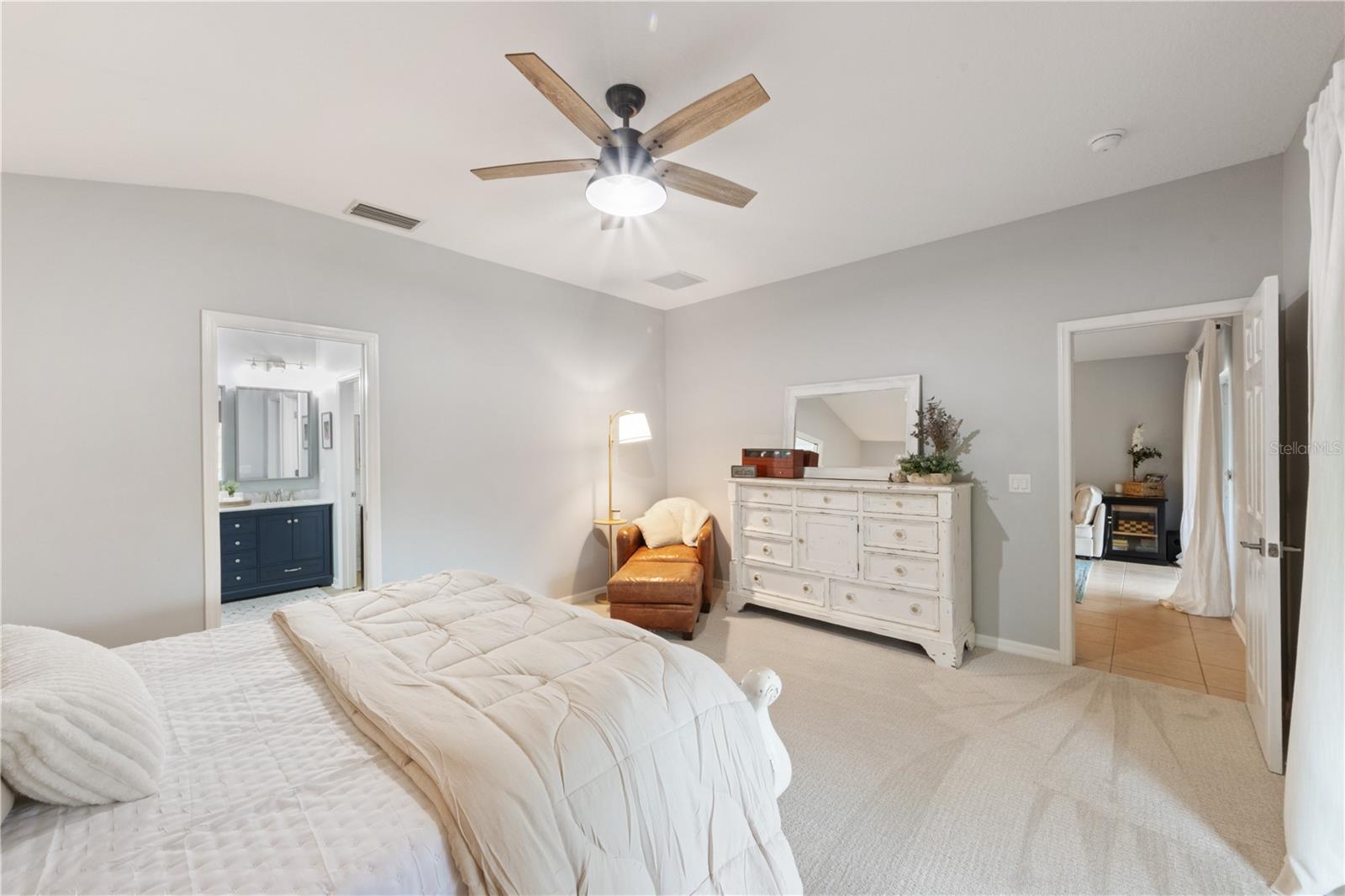 Image 15 of 37 For 6130 Blue Runner Court