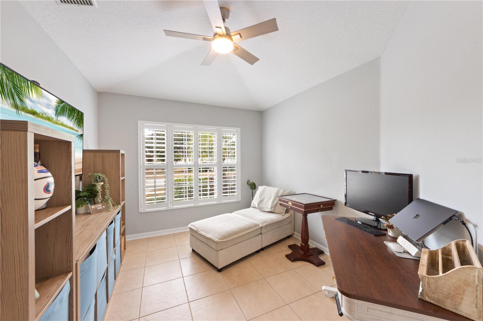 Image 23 of 37 For 6130 Blue Runner Court