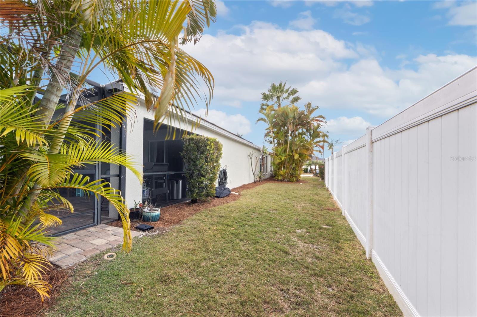 Image 33 of 37 For 6130 Blue Runner Court