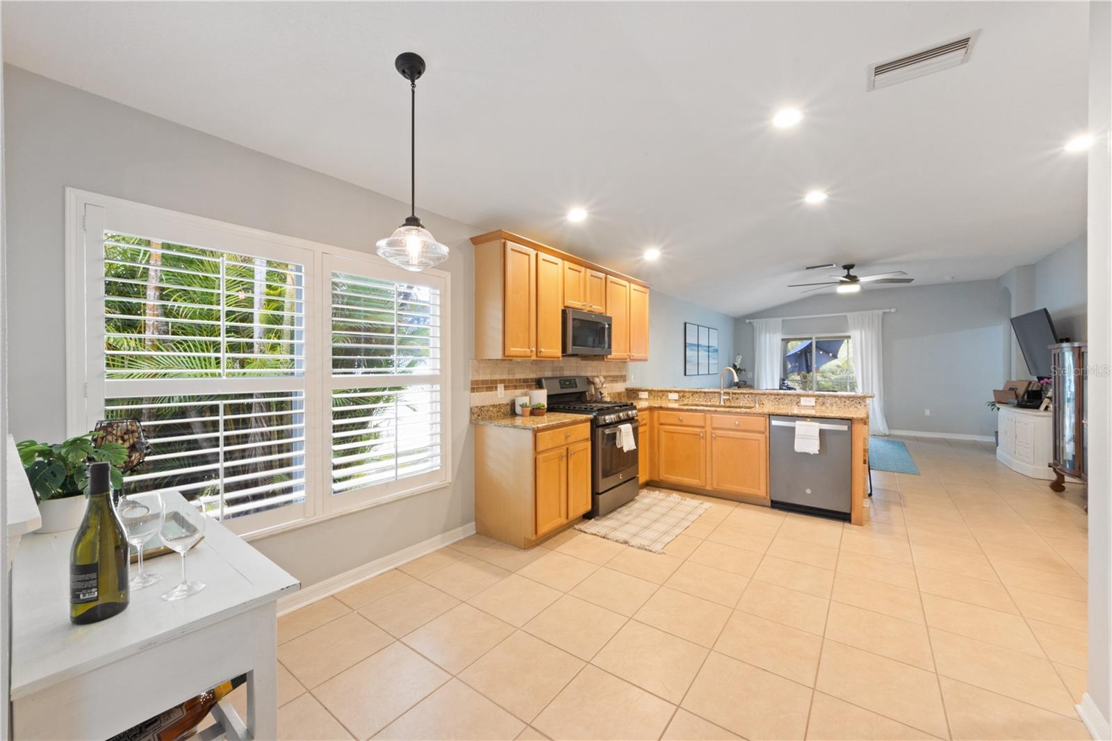 Image 8 of 37 For 6130 Blue Runner Court