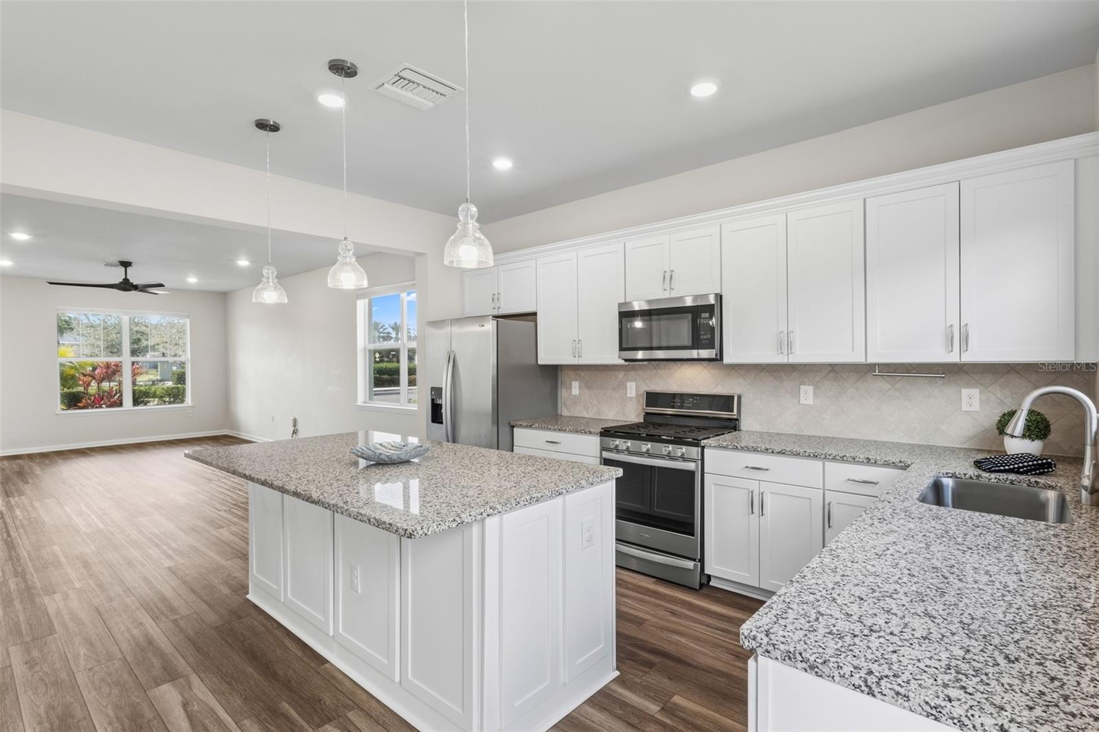 Image 16 of 59 For 12021 Cranston Way