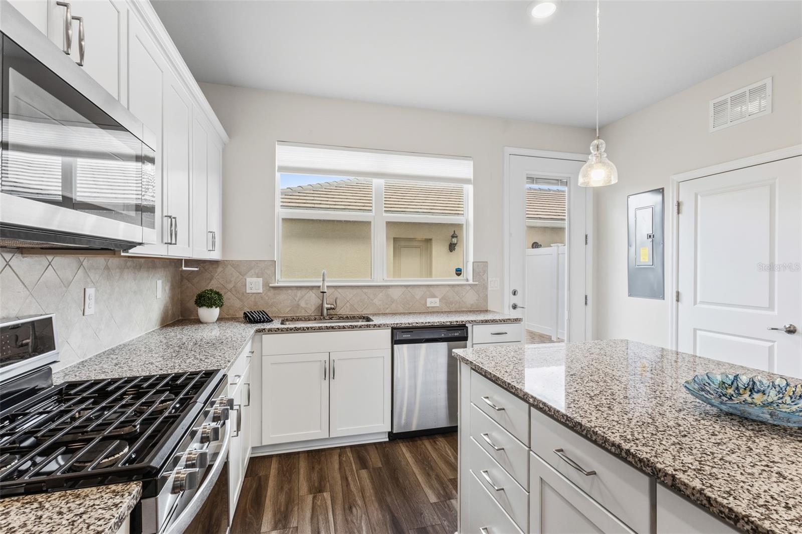 Image 18 of 59 For 12021 Cranston Way