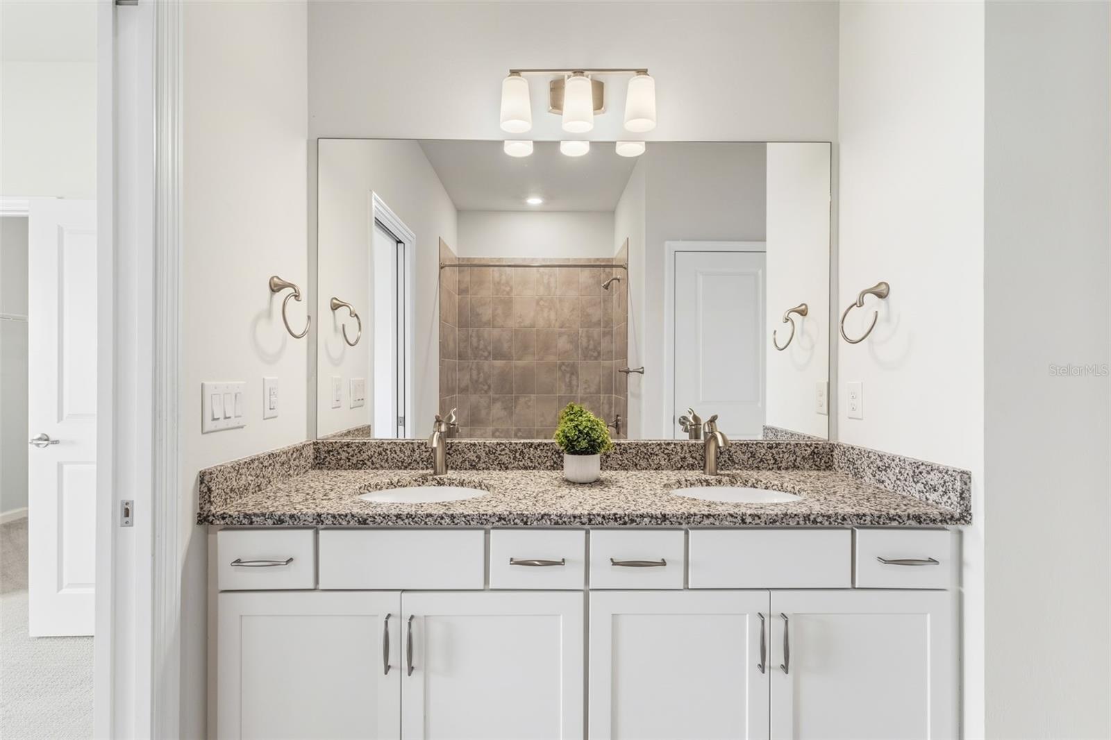 Image 32 of 59 For 12021 Cranston Way