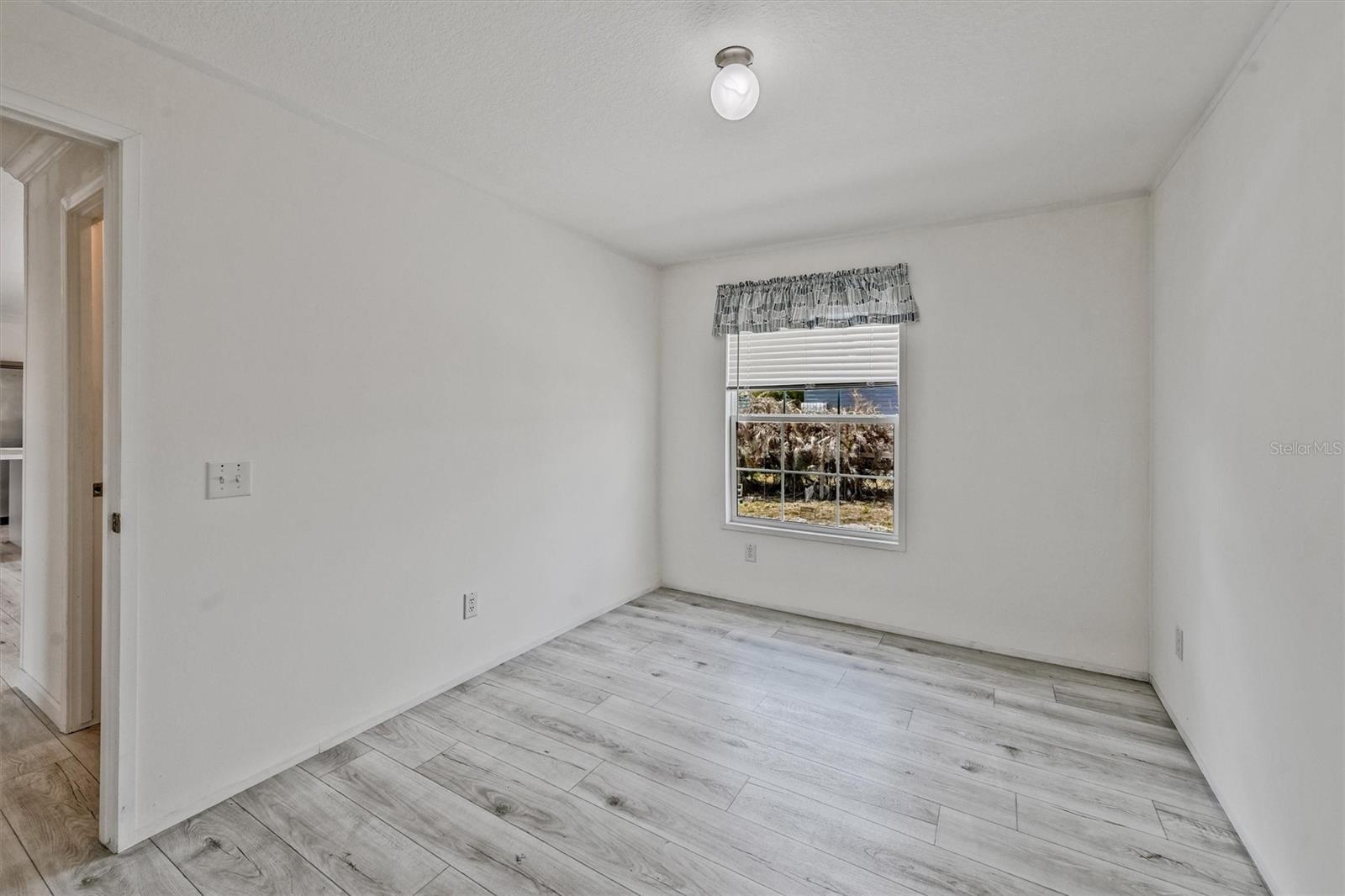 Image 27 of 40 For 1770 Tucker Lane