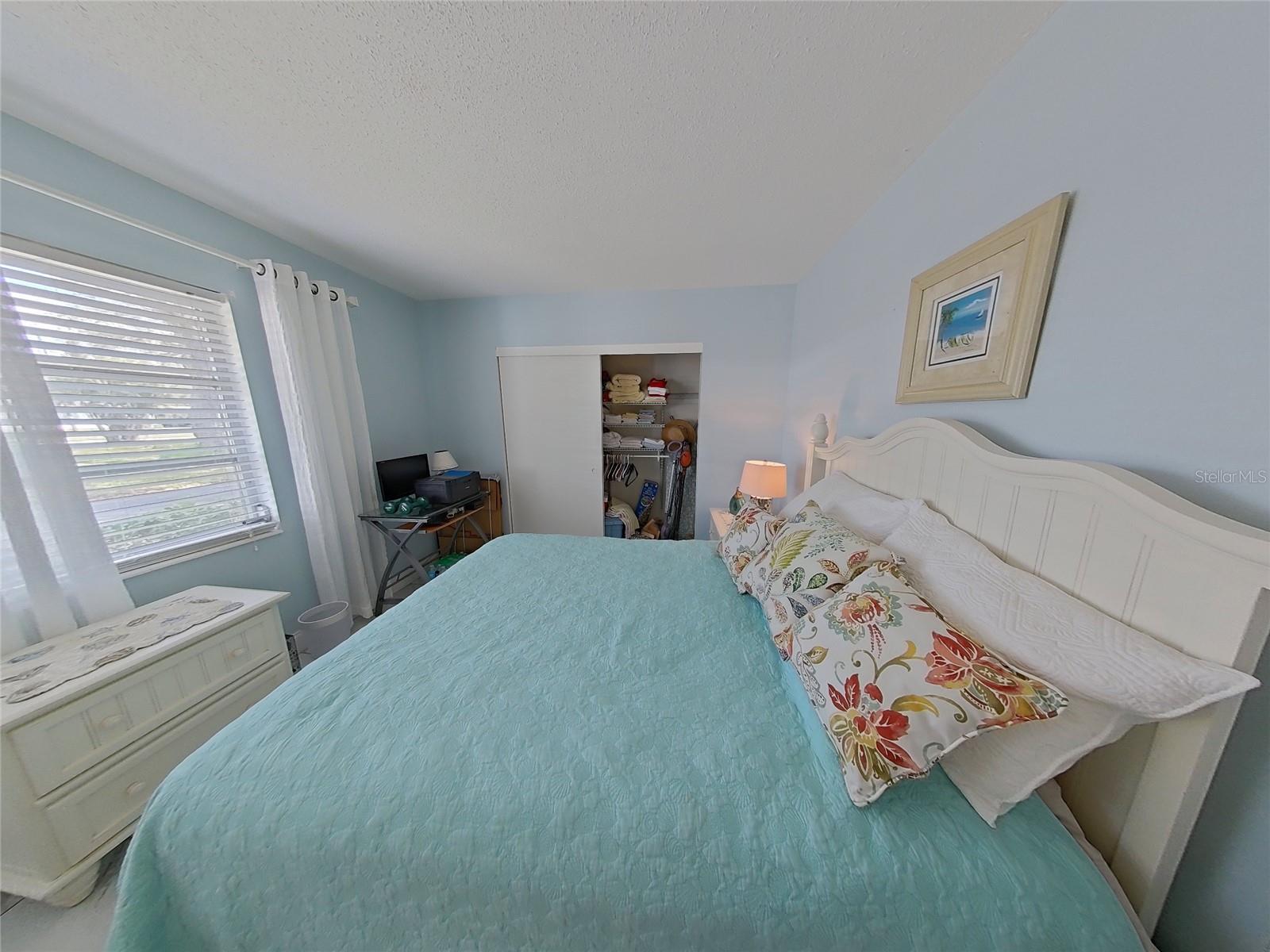 Image 11 of 50 For 1845 Vera Place 29