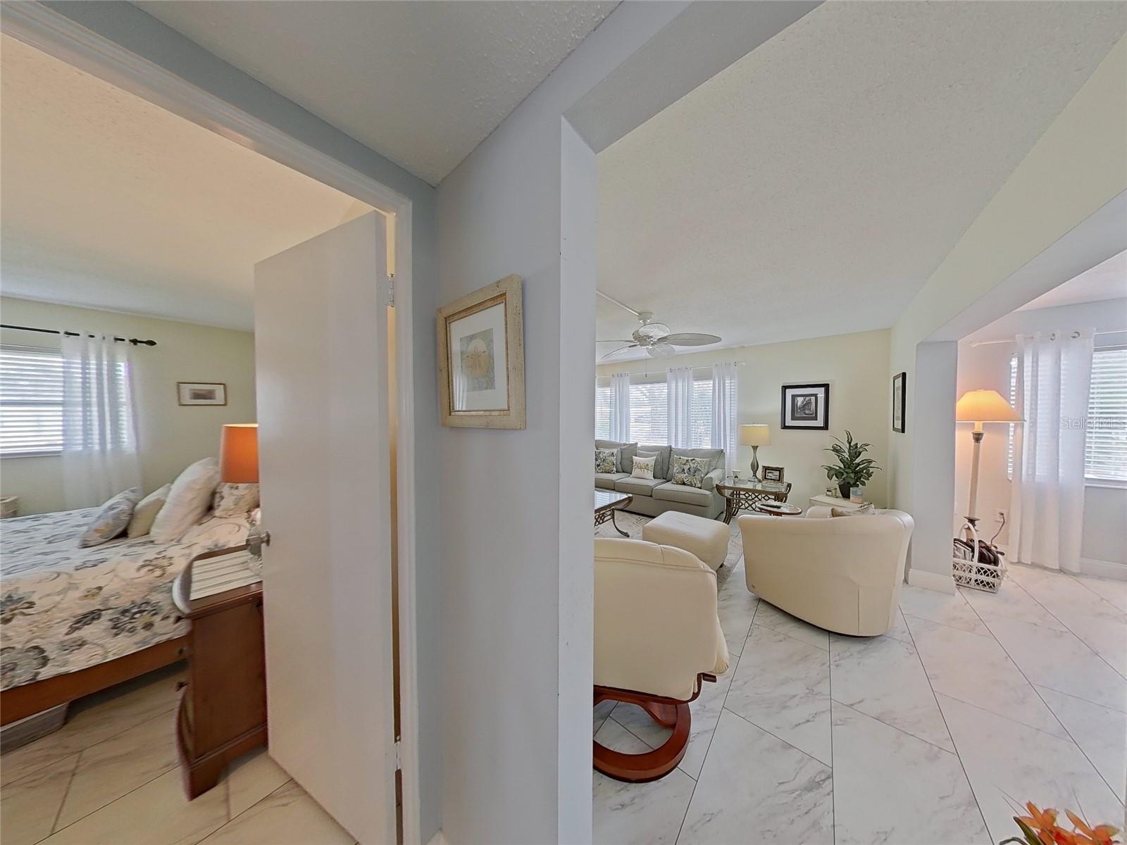 Image 12 of 50 For 1845 Vera Place 29