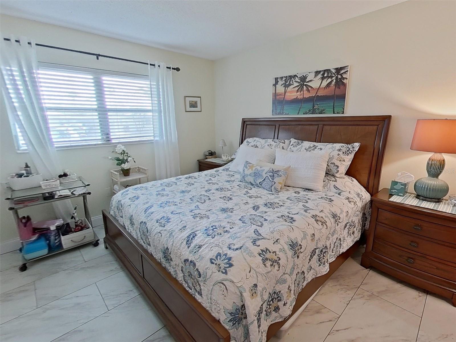 Image 15 of 50 For 1845 Vera Place 29