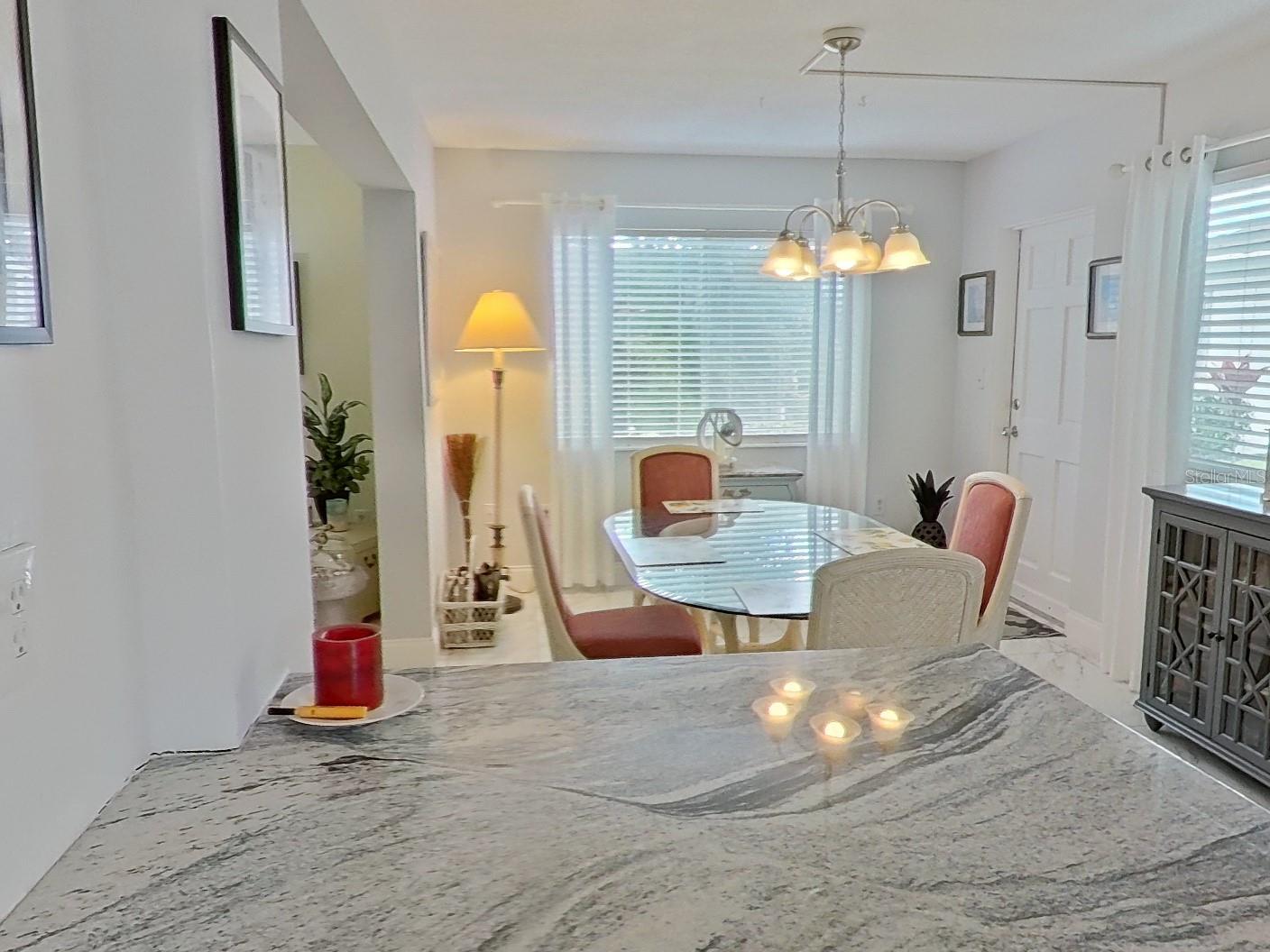 Image 18 of 50 For 1845 Vera Place 29