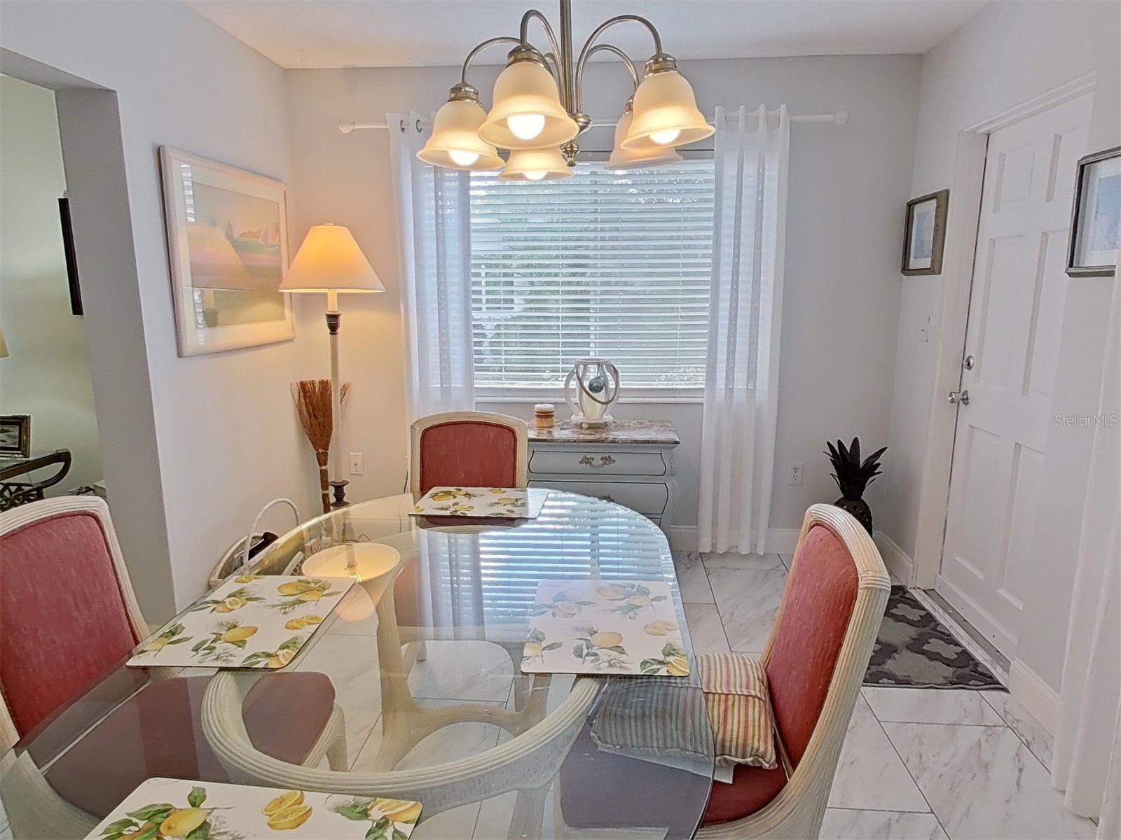 Image 20 of 50 For 1845 Vera Place 29