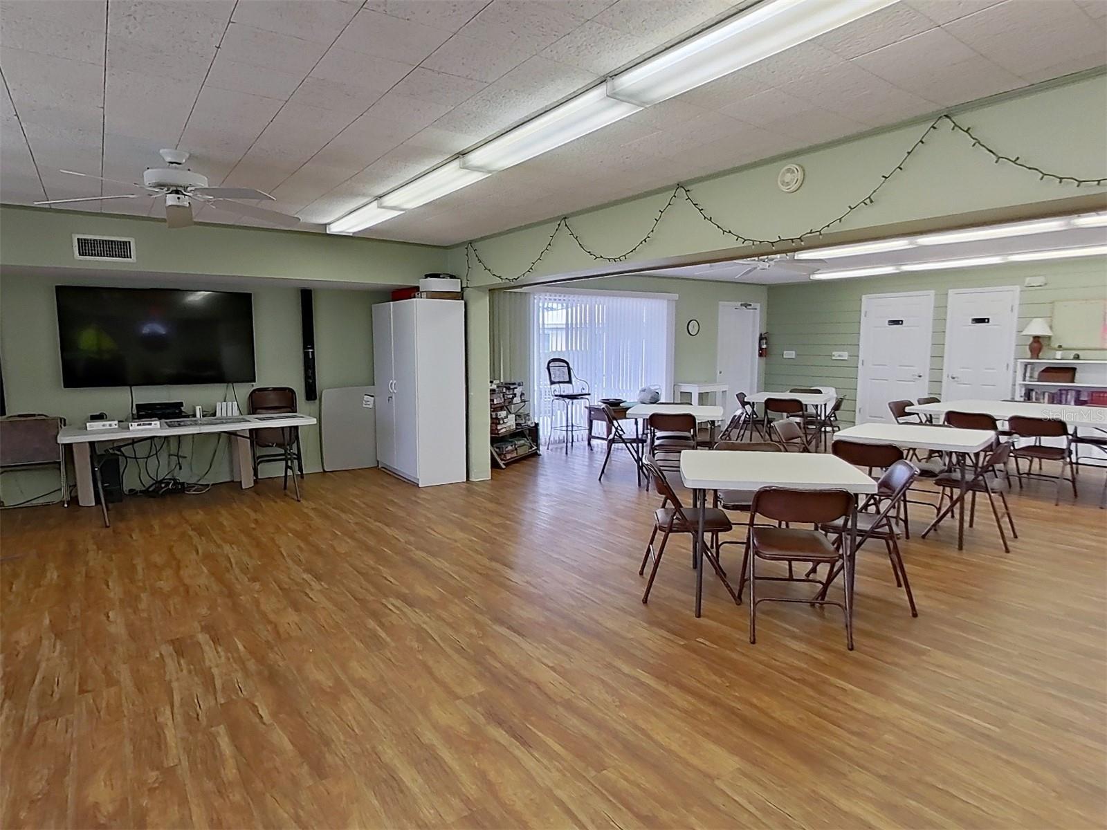 Image 39 of 50 For 1845 Vera Place 29