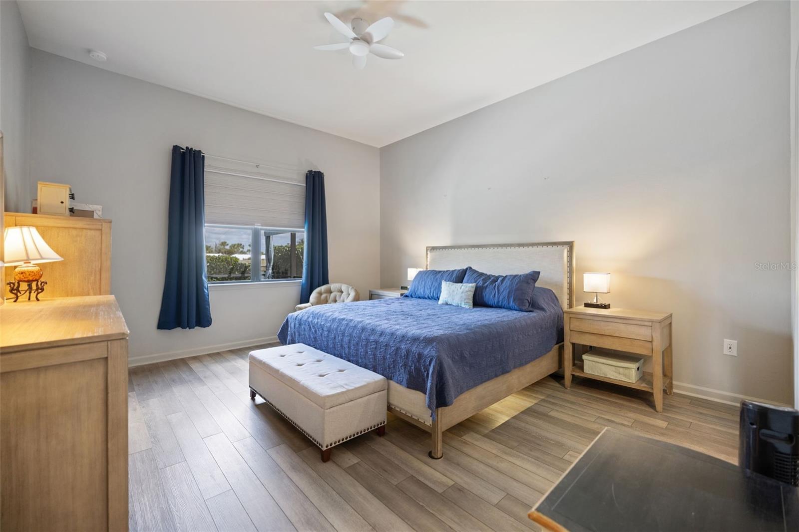 Image 11 of 47 For 6266 Crested Eagle Lane