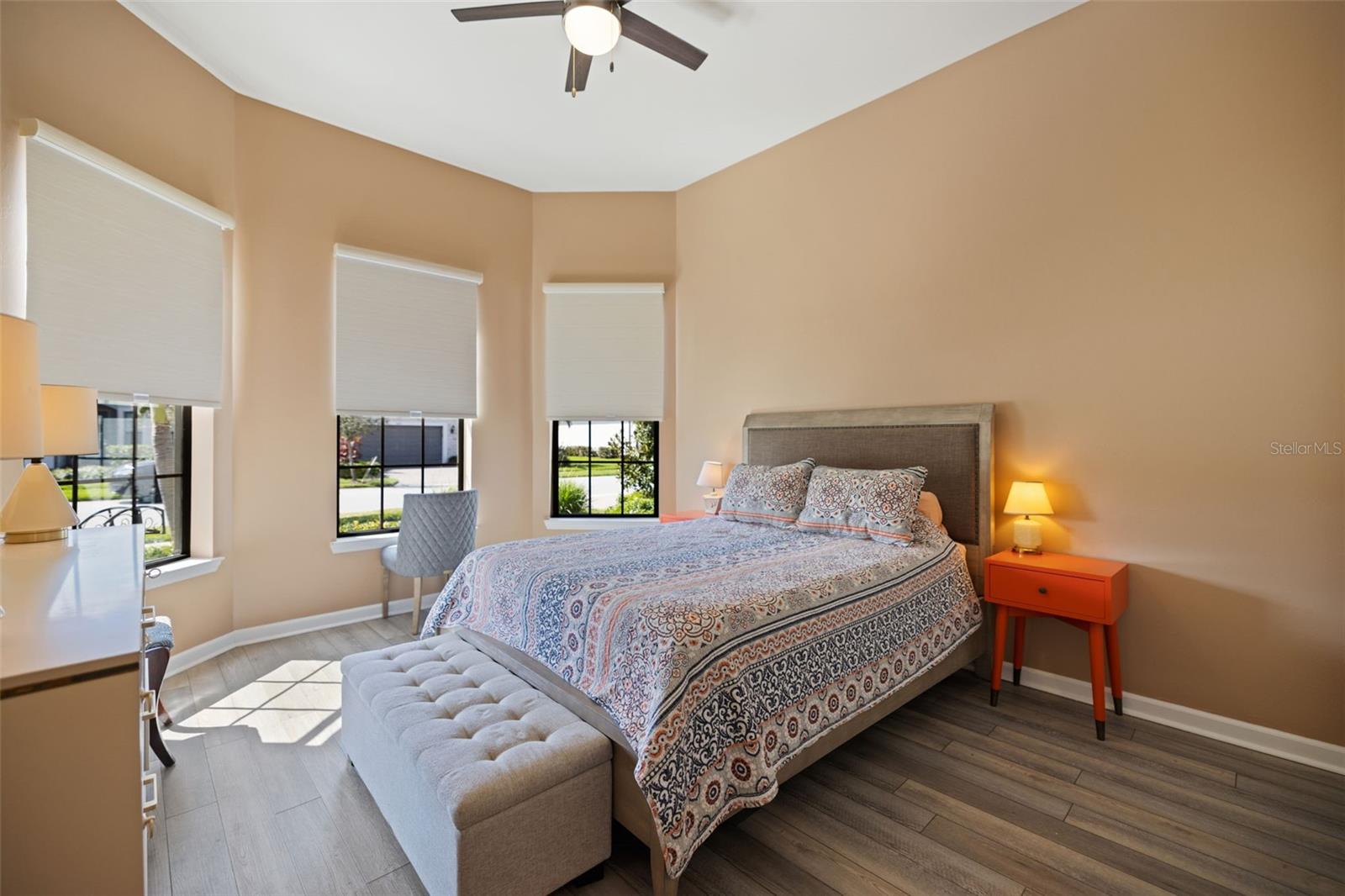 Image 16 of 47 For 6266 Crested Eagle Lane